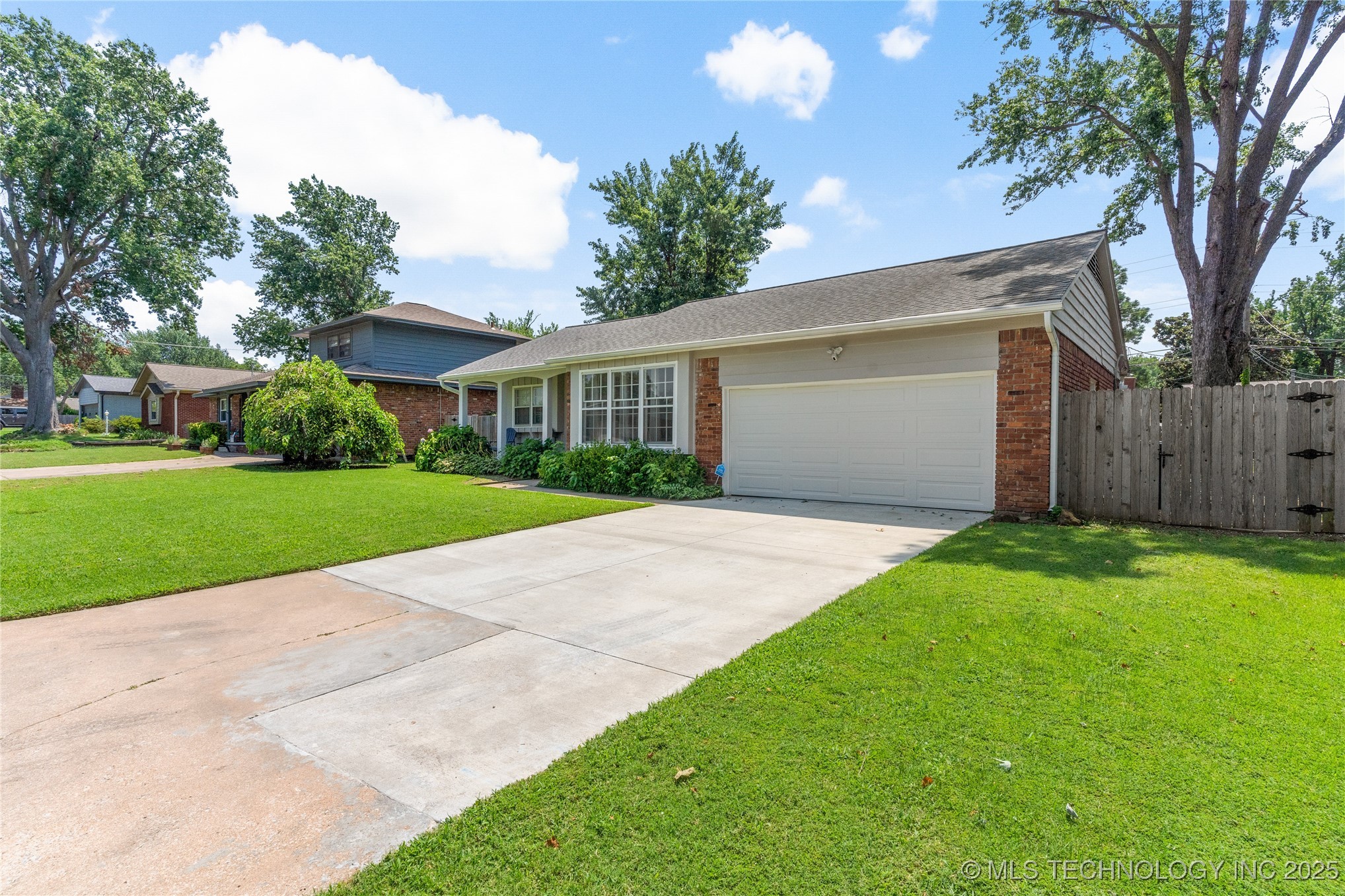 4350 E 56th Place