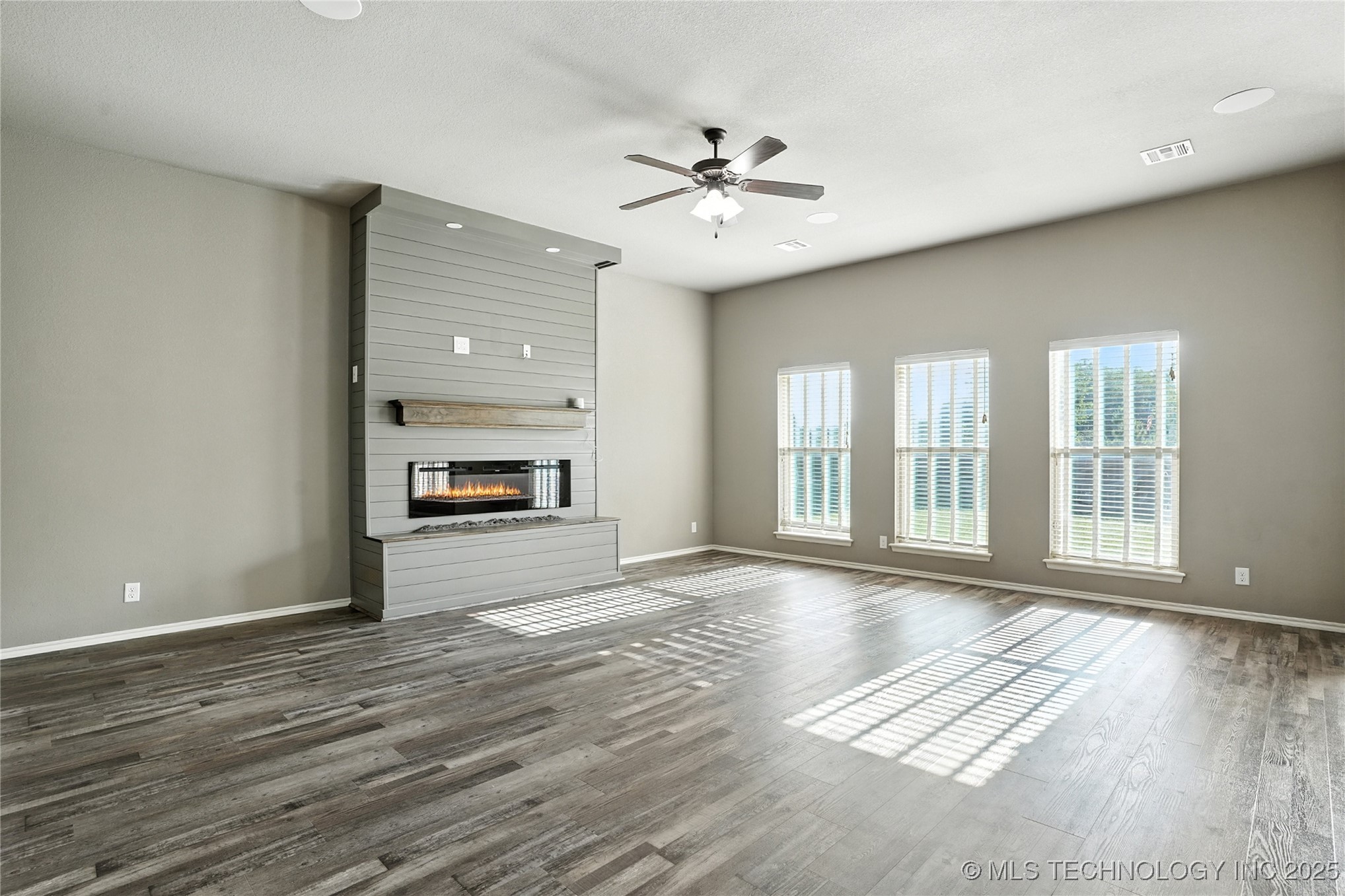 11115 S Adams Street