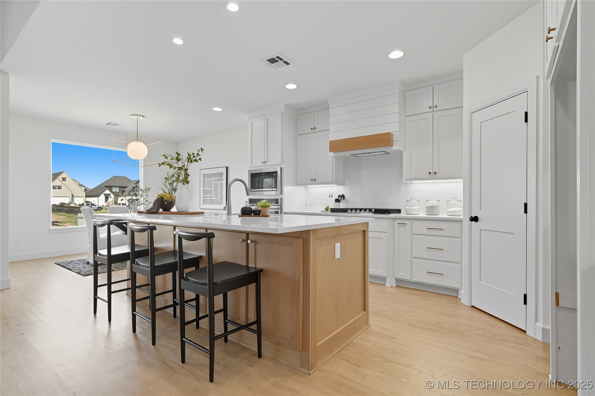 13630 S 21st Place E