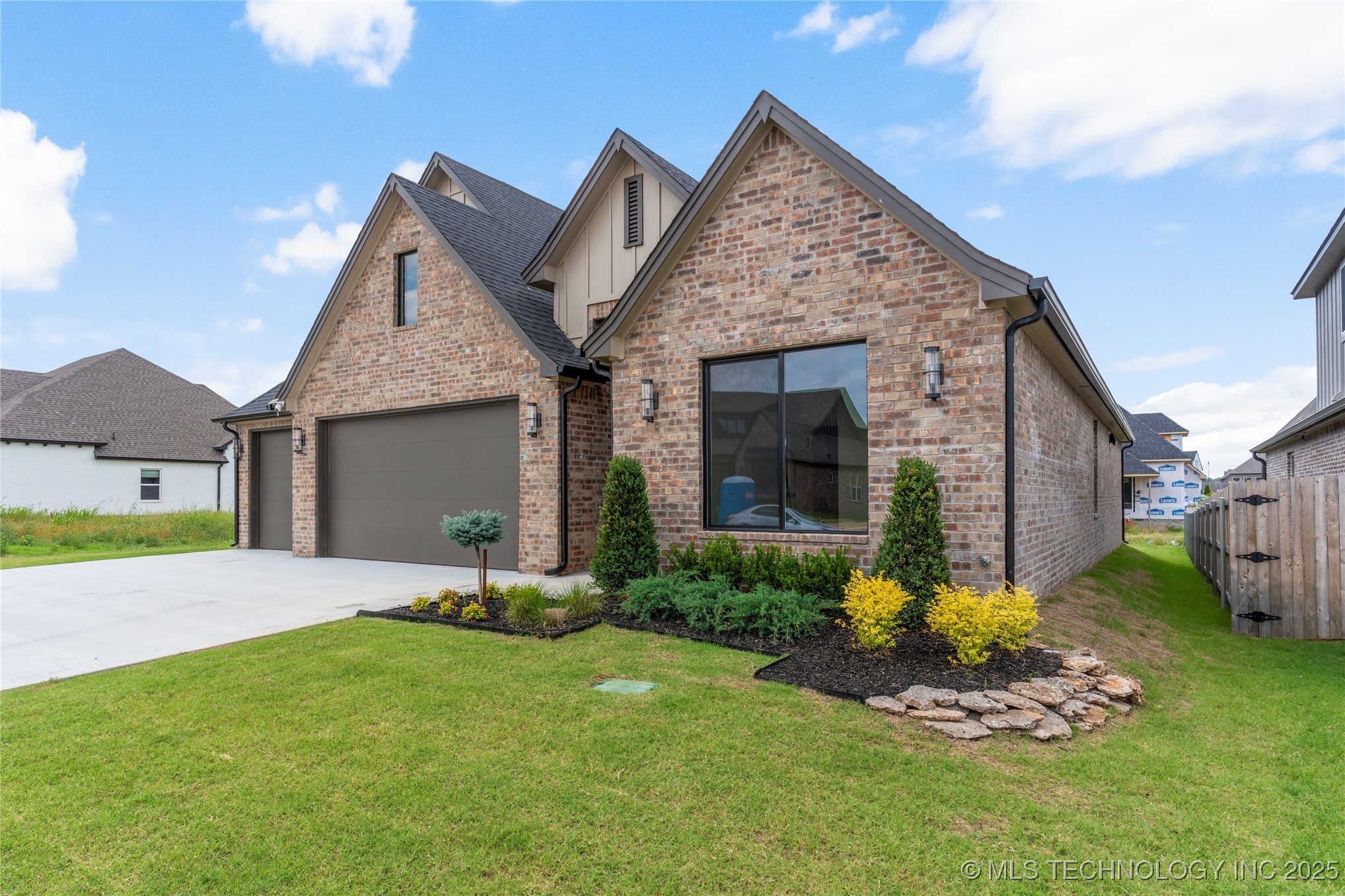 13630 S 21st Place E