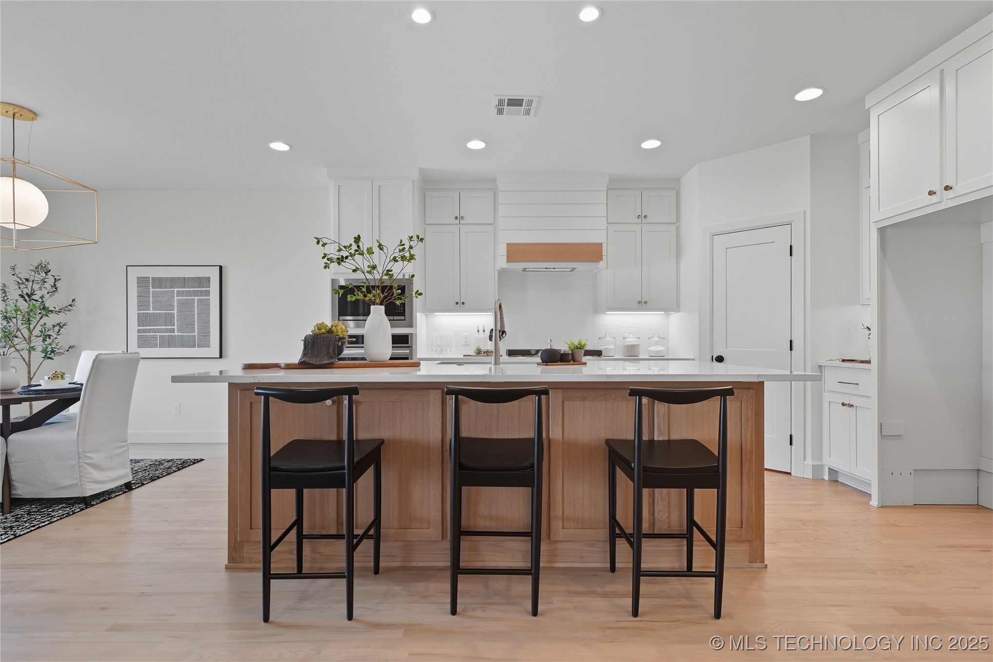 13630 S 21st Place E