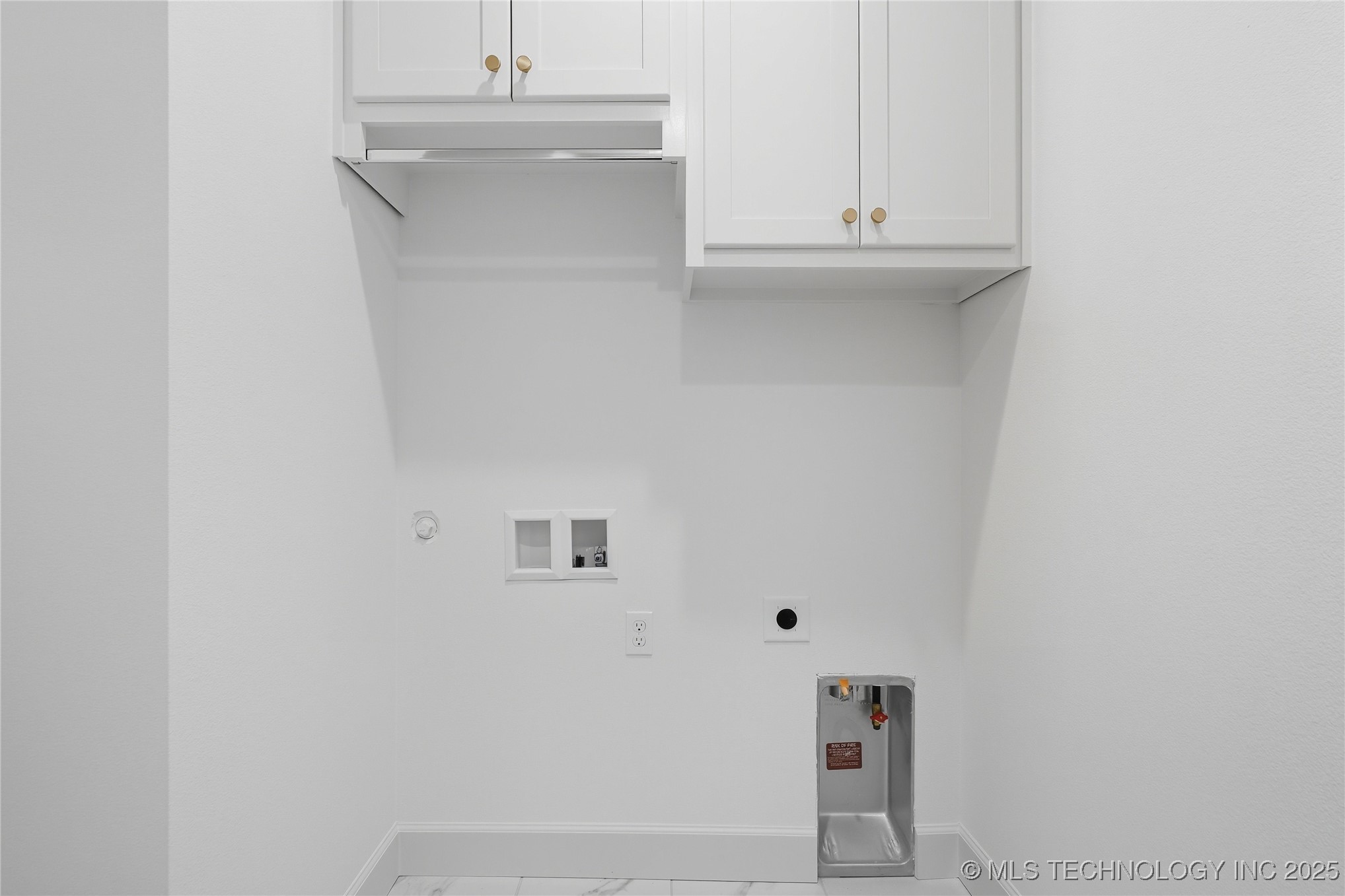 13630 S 21st Place E