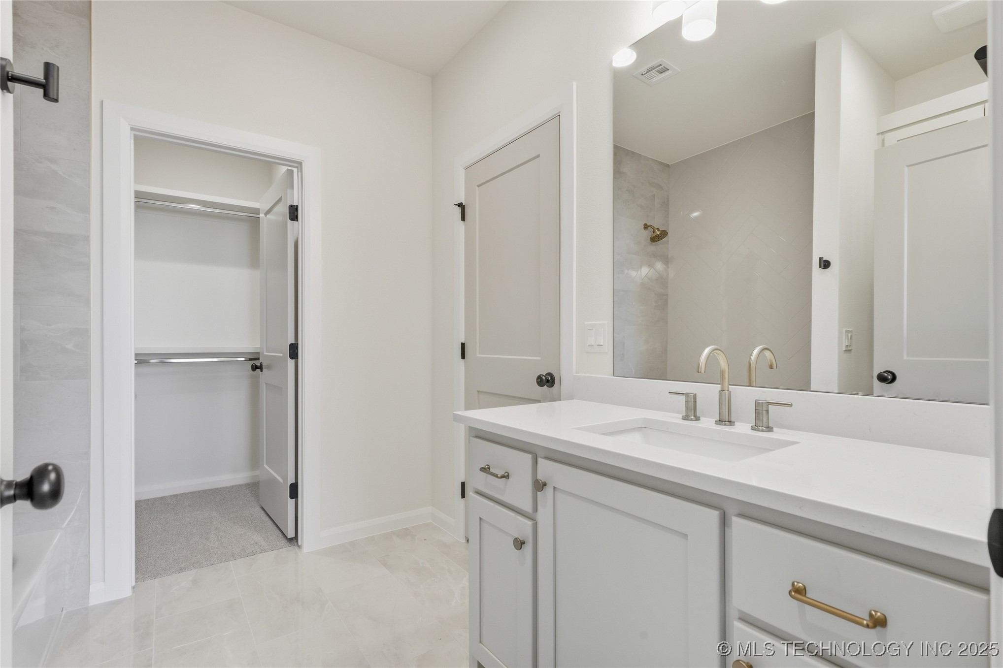 14283 S Evanston Avenue