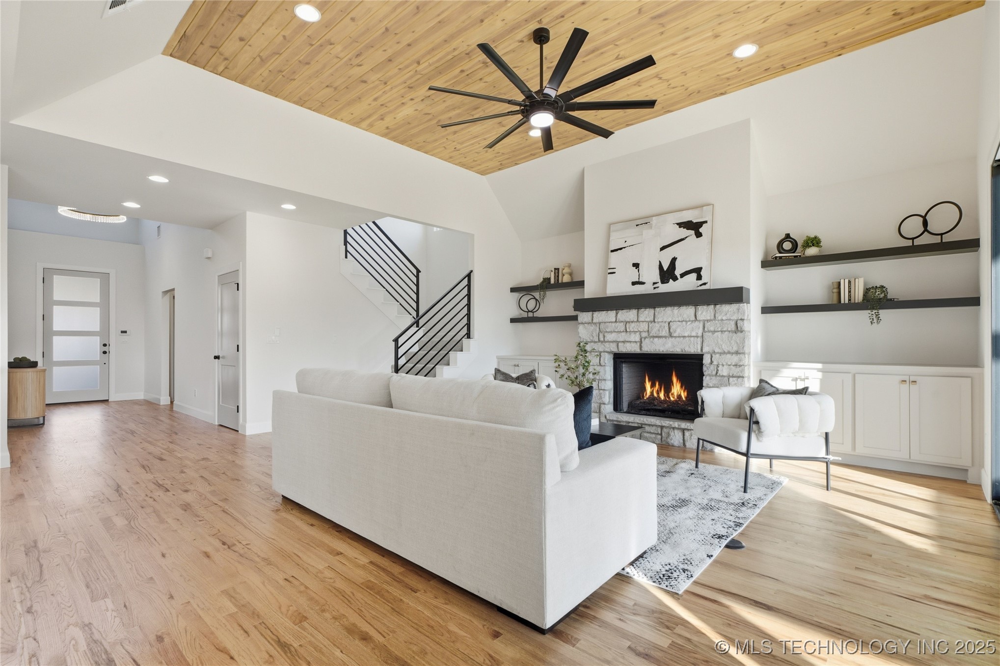 14283 S Evanston Avenue