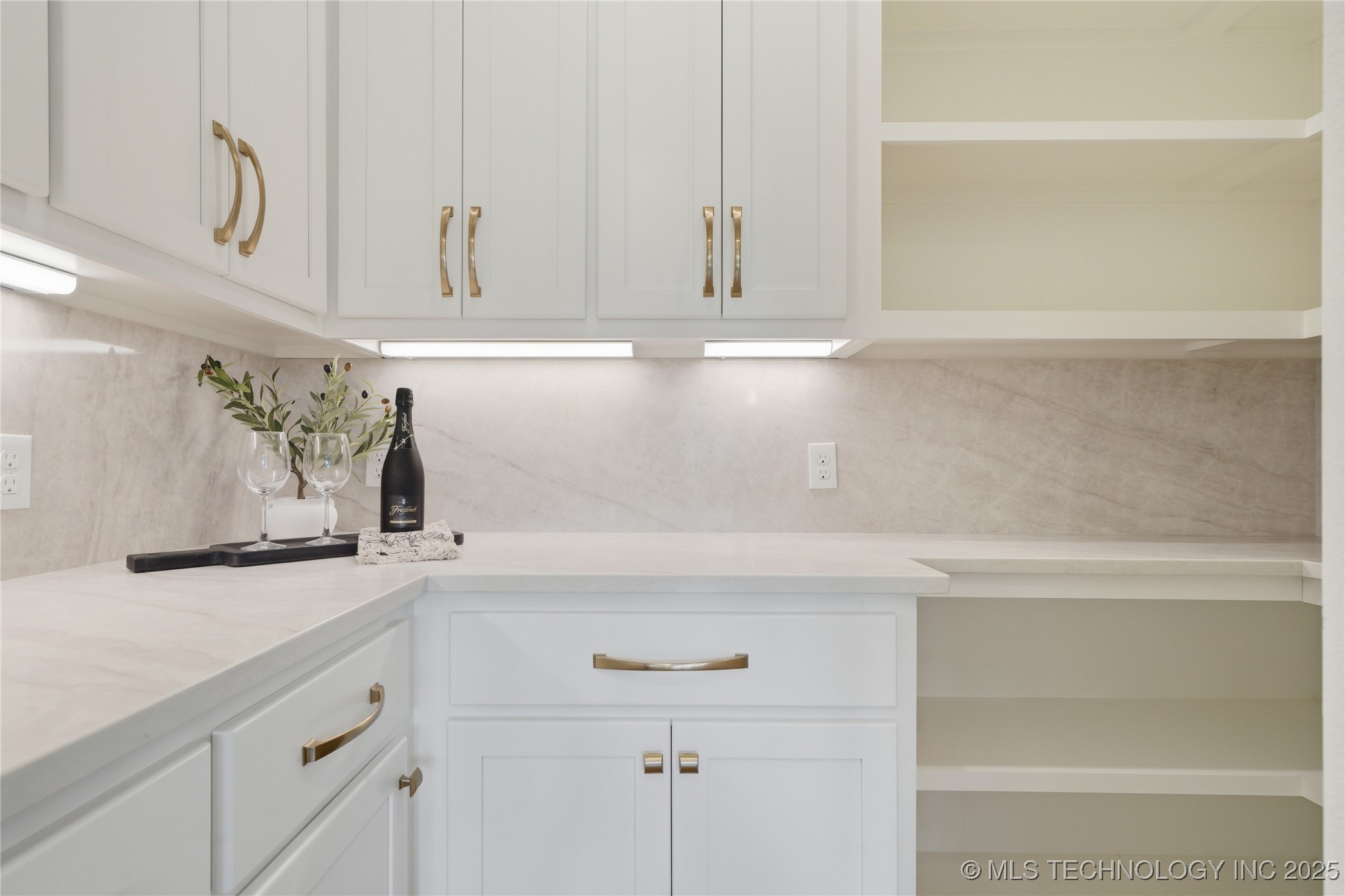 14283 S Evanston Avenue