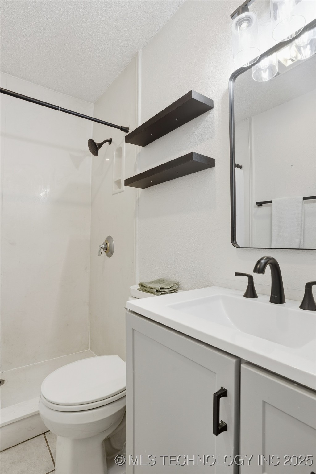 2811 W Atlanta Place