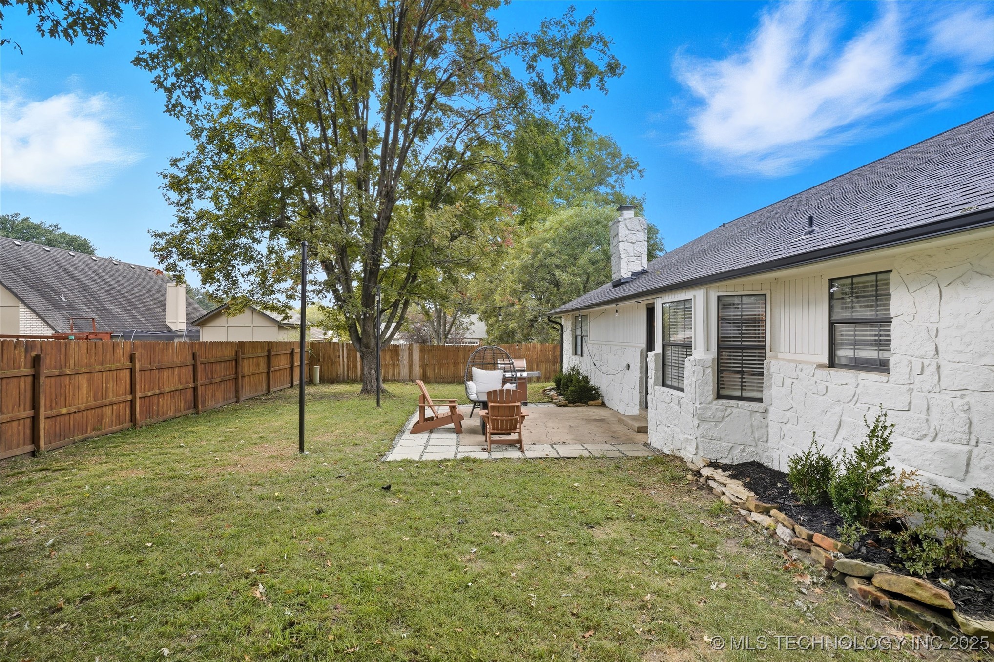 2811 W Atlanta Place