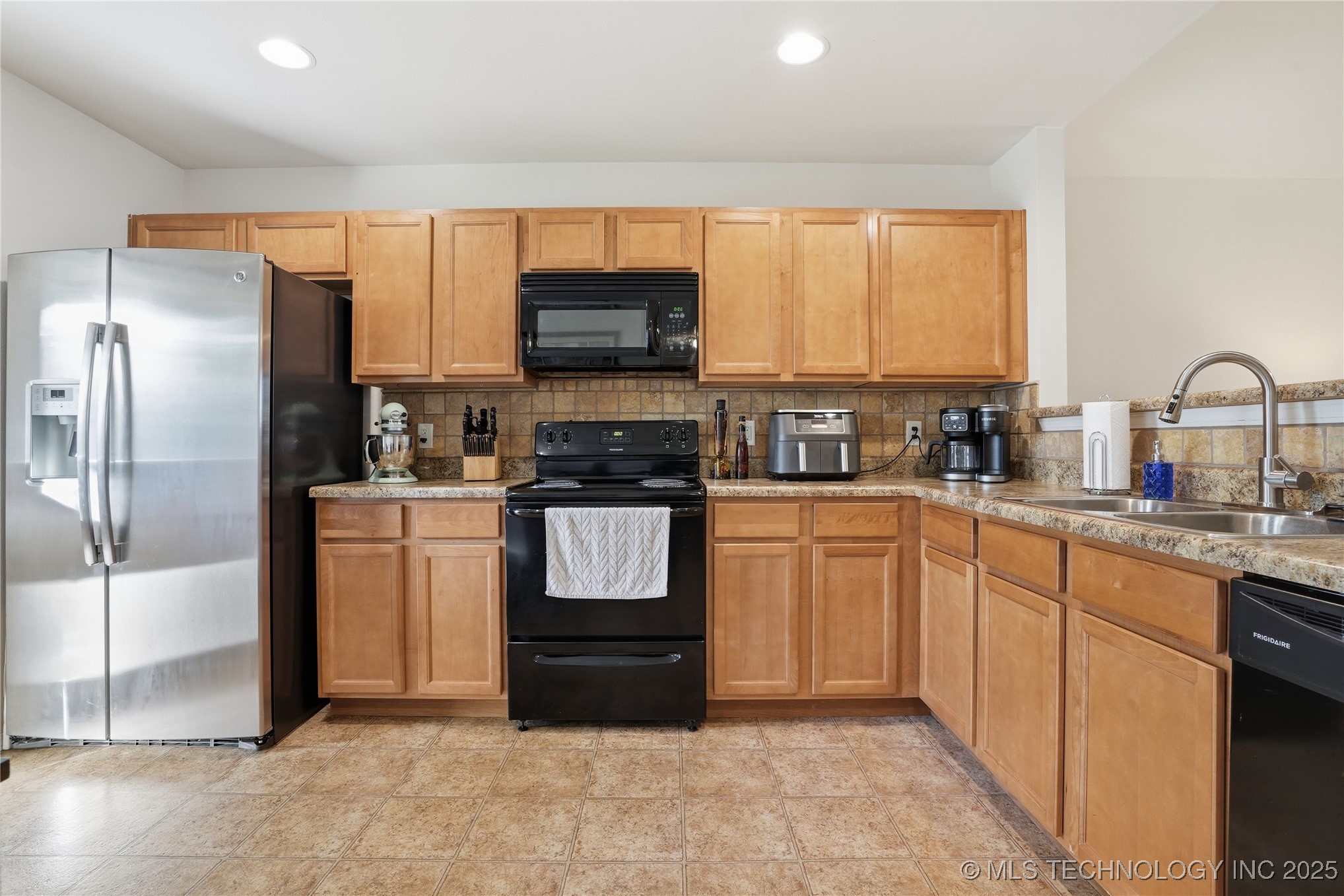 23123 S Jewell Drive