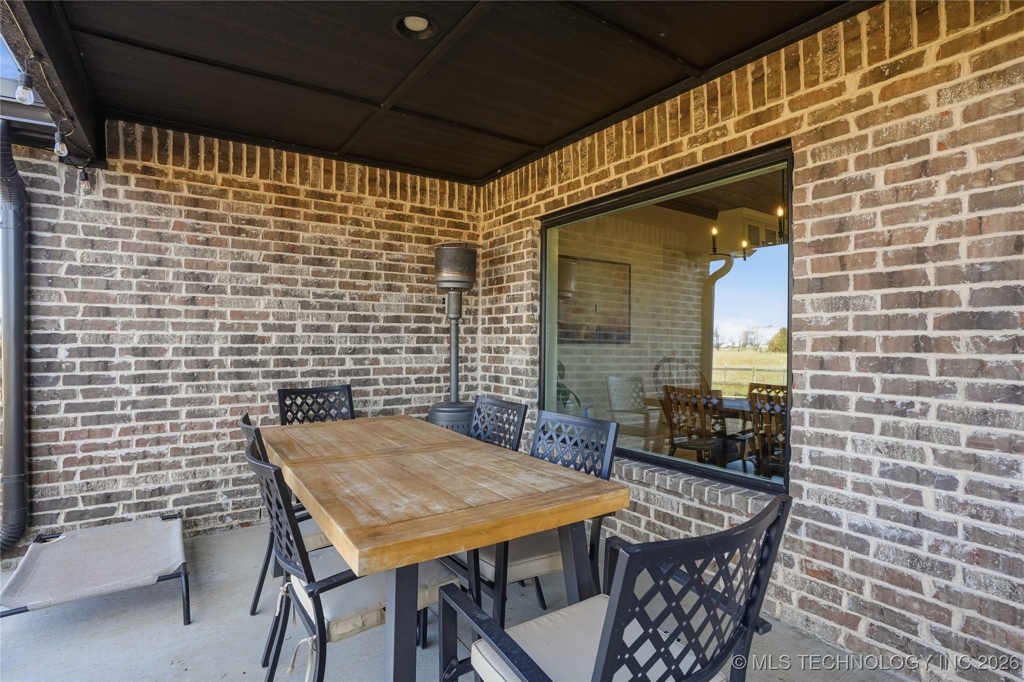 4239 E 177th Place S