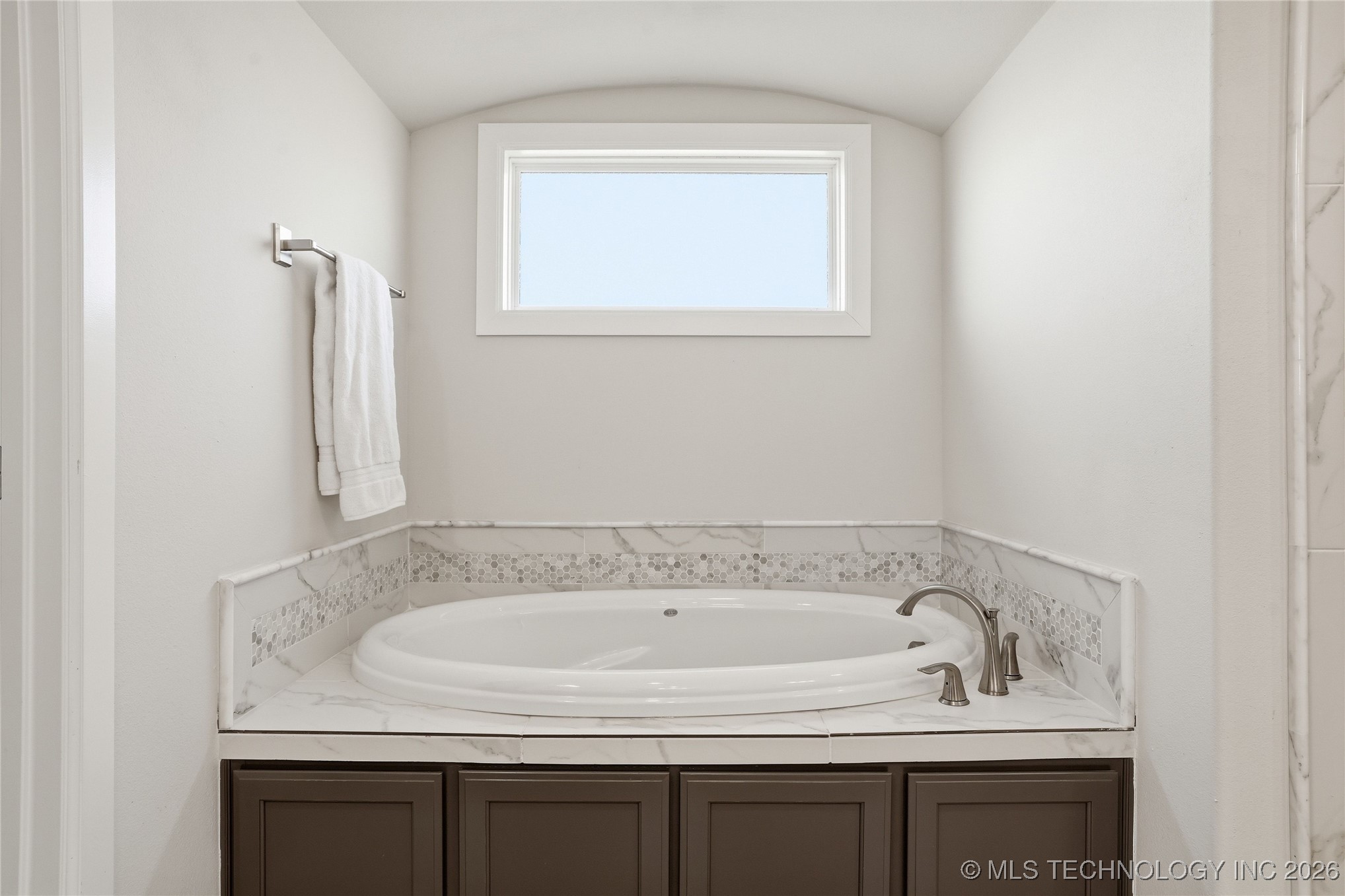 4239 E 177th Place S