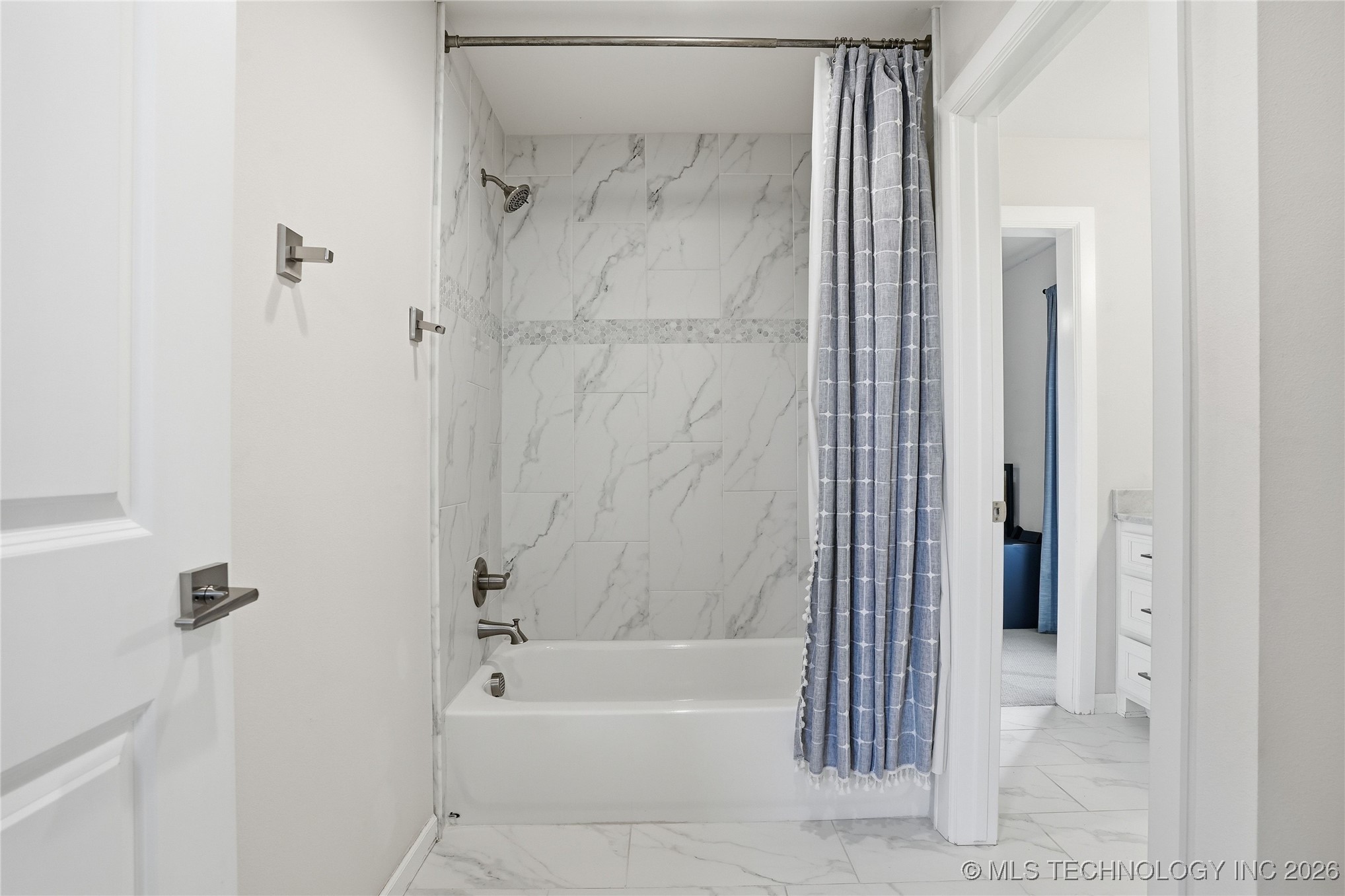 4239 E 177th Place S