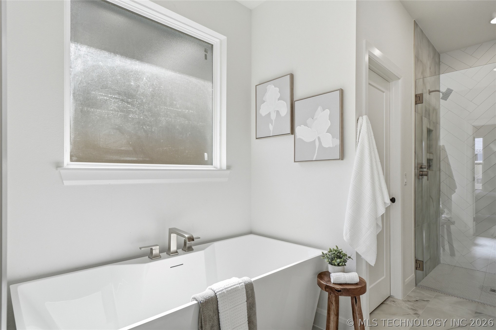 13657 S 20th Place E