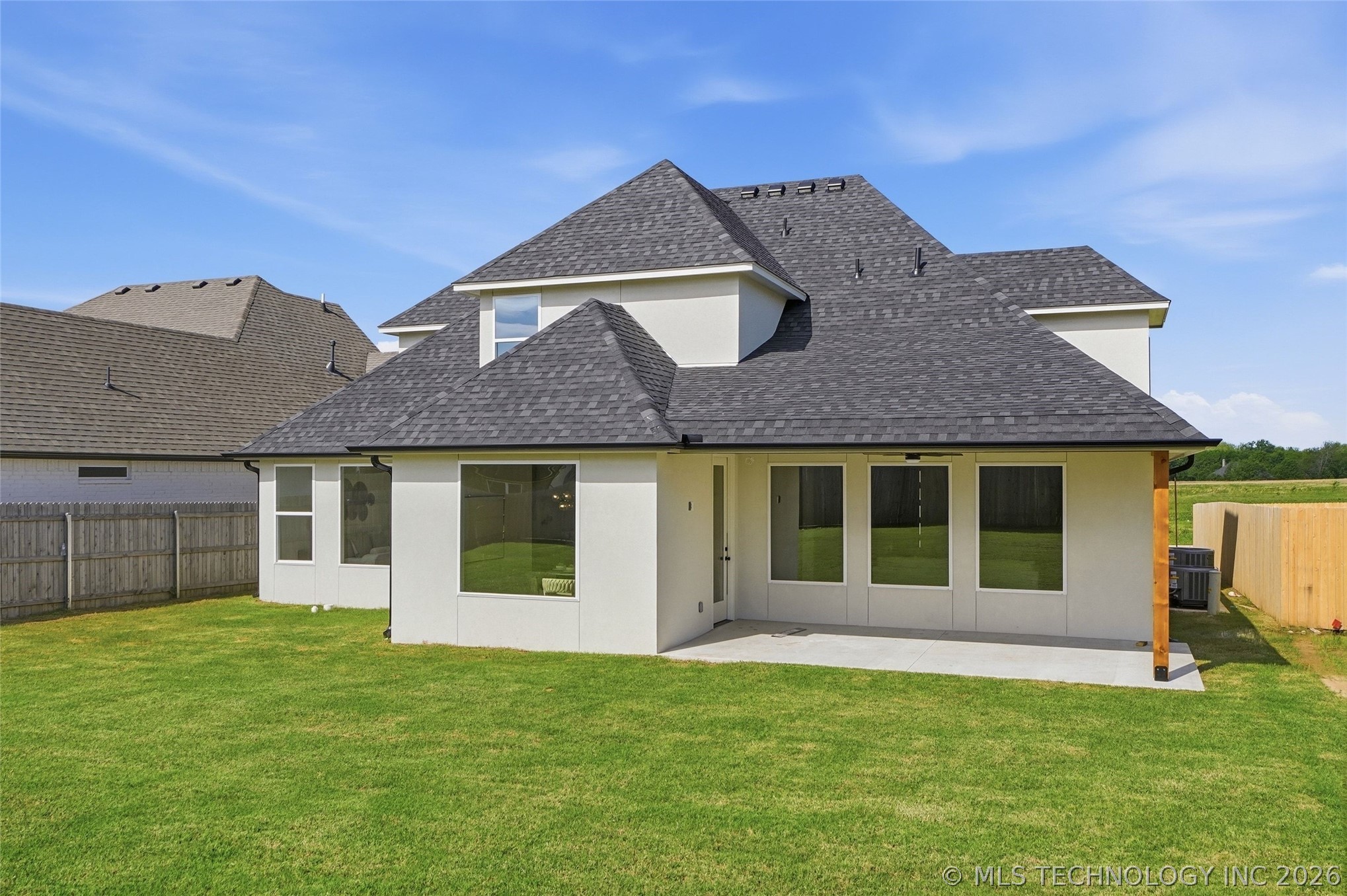 13645 S 20th Place E