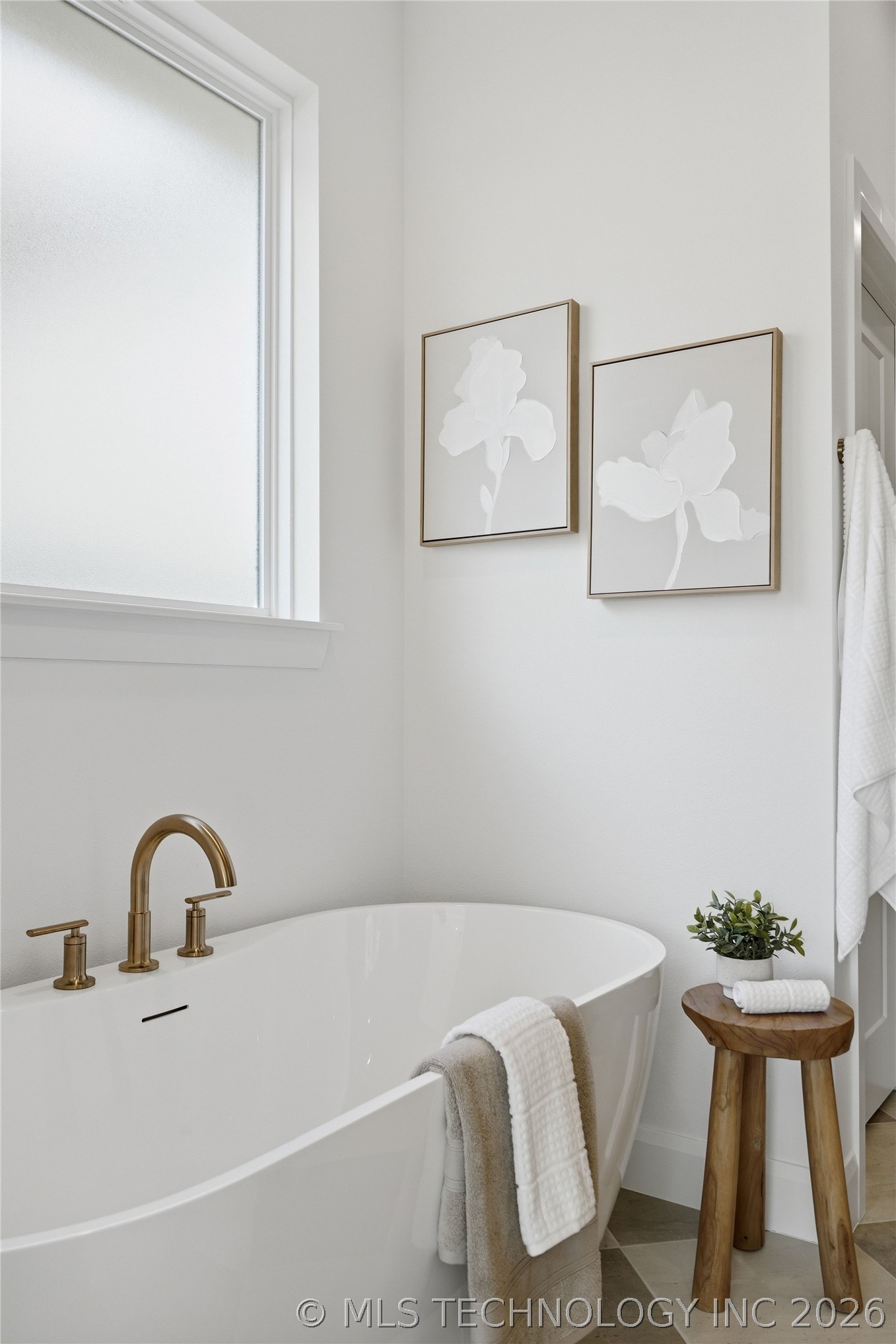 13645 S 20th Place E