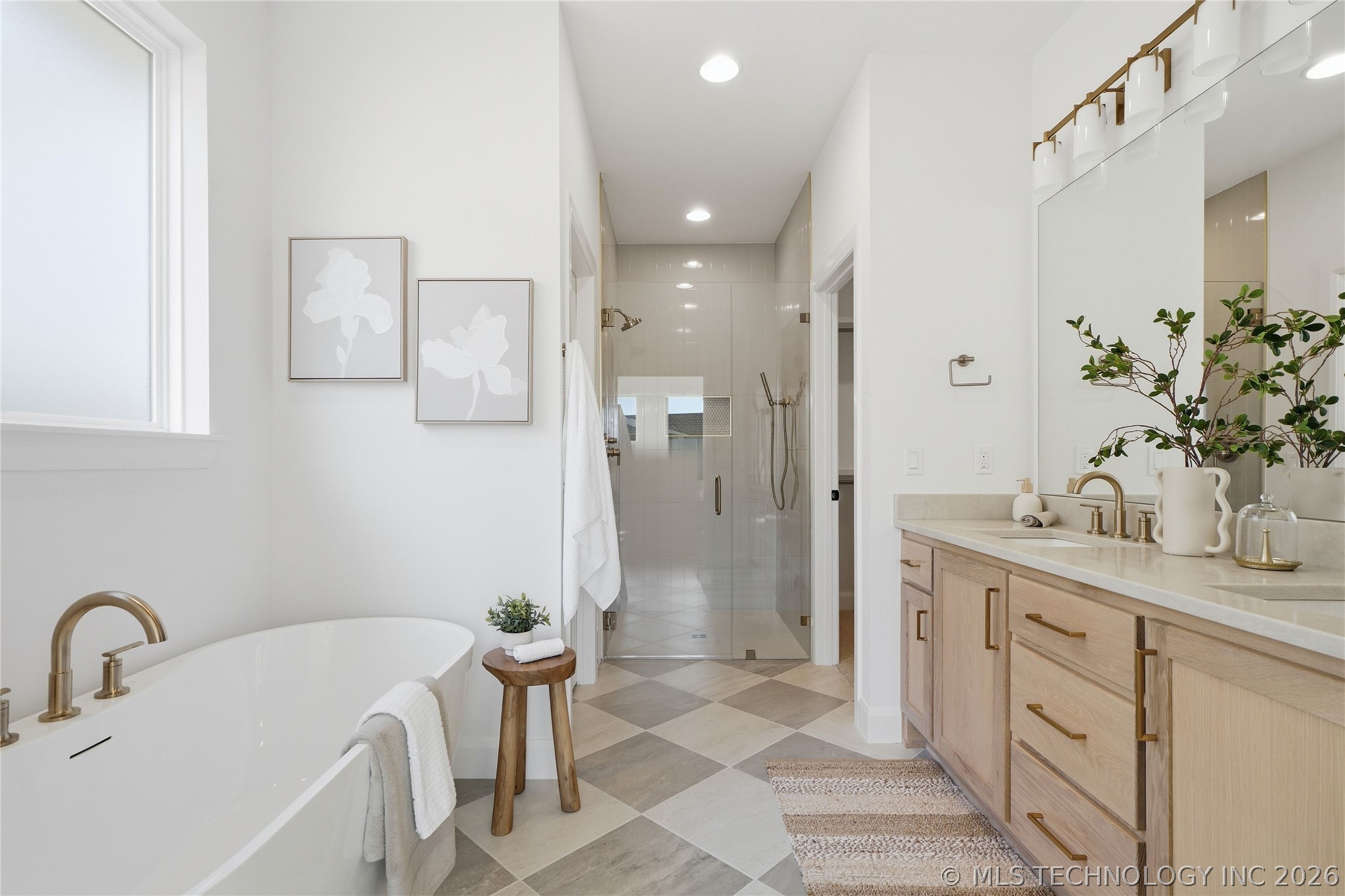 13645 S 20th Place E