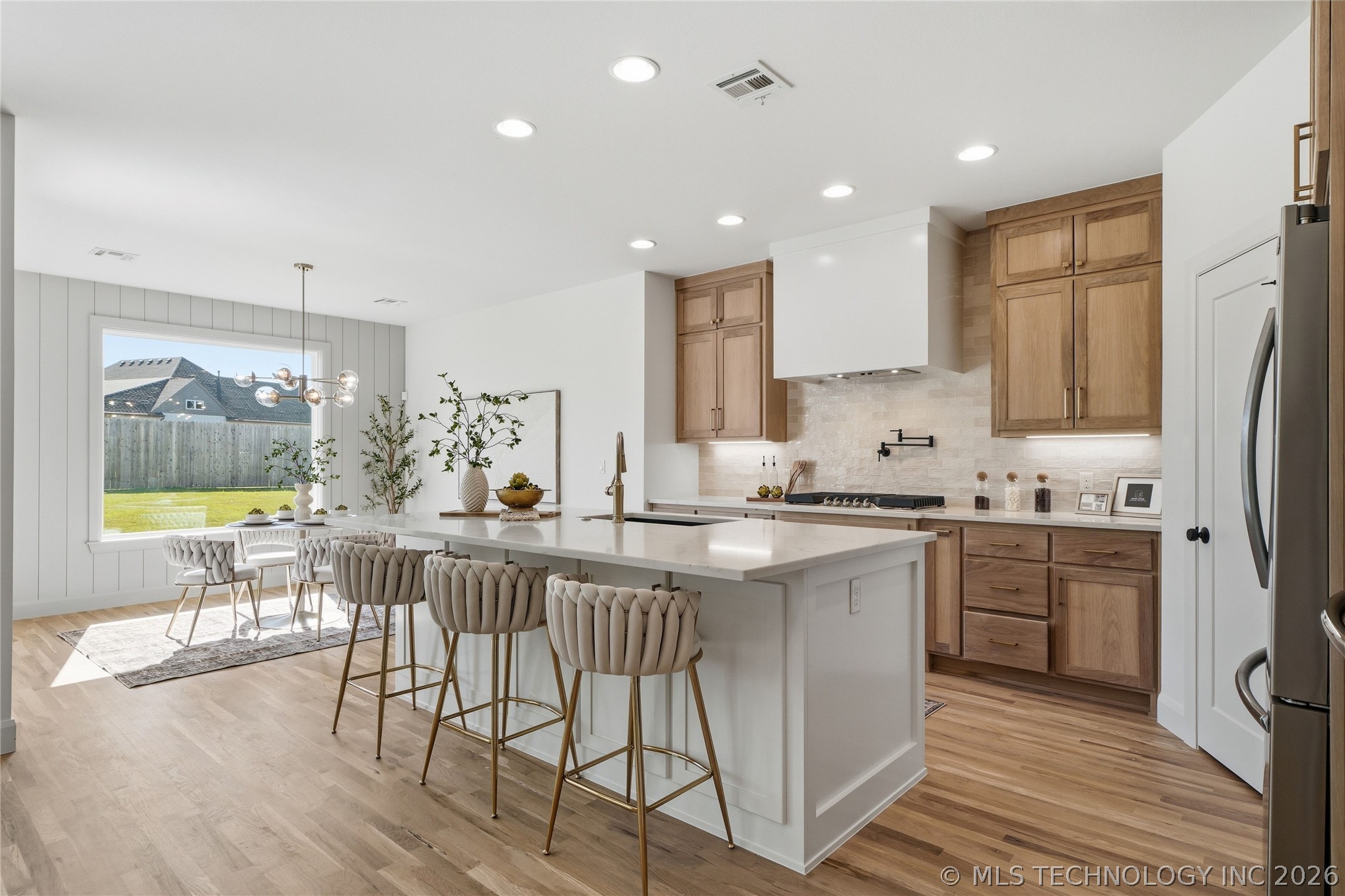 13645 S 20th Place E