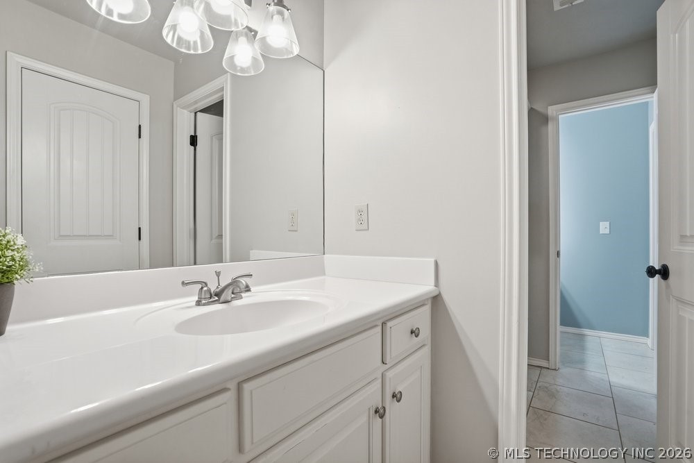 2708 E 140th Place S