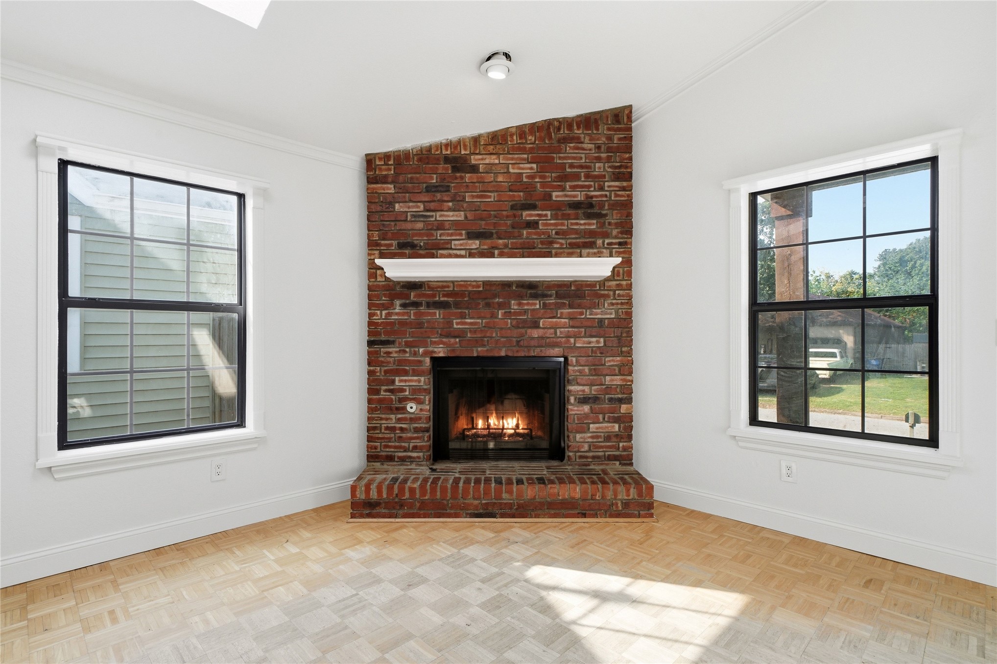 1813 W 62nd Street