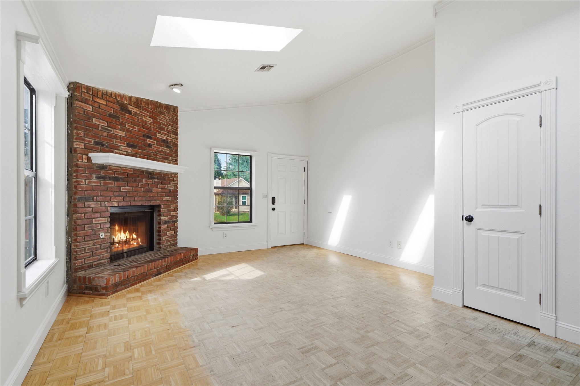 1813 W 62nd Street