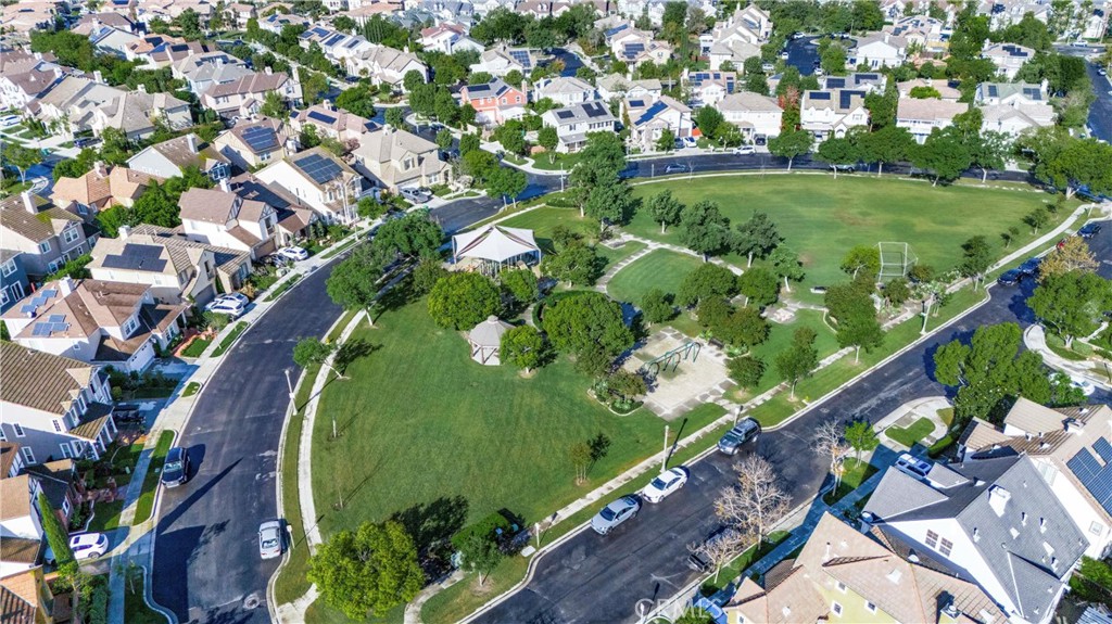 25 Garrison