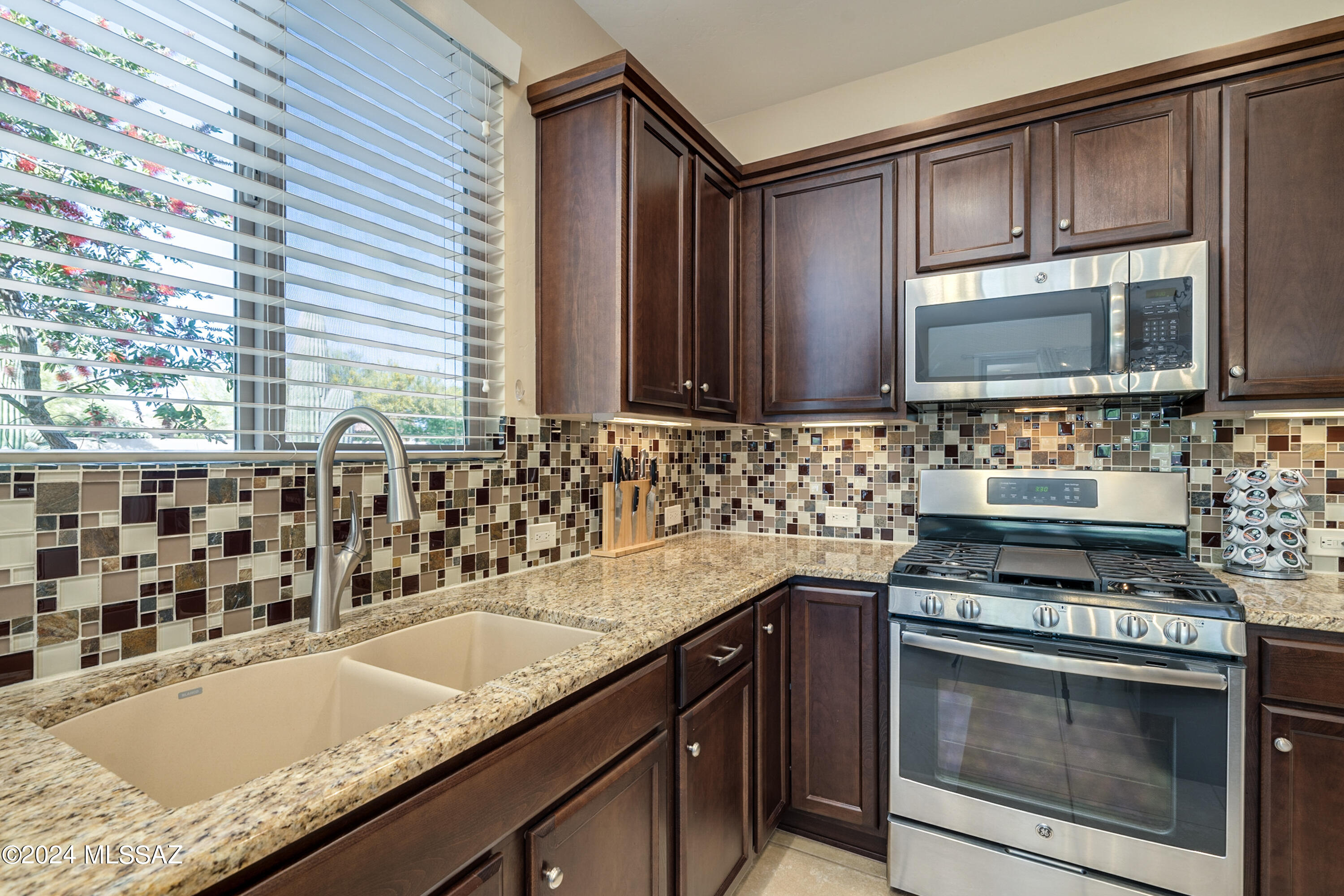 825 N Copper View Drive