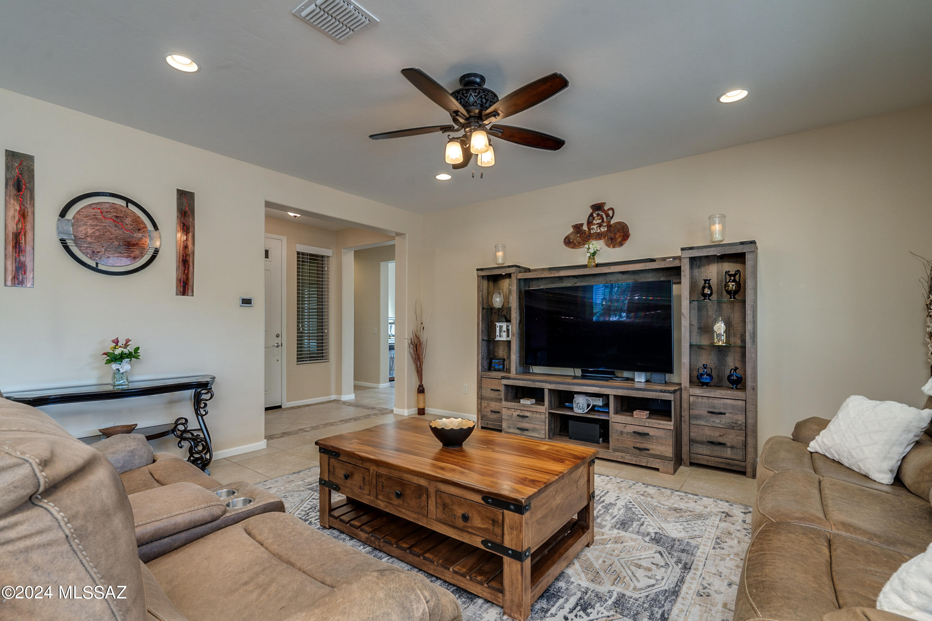 825 N Copper View Drive