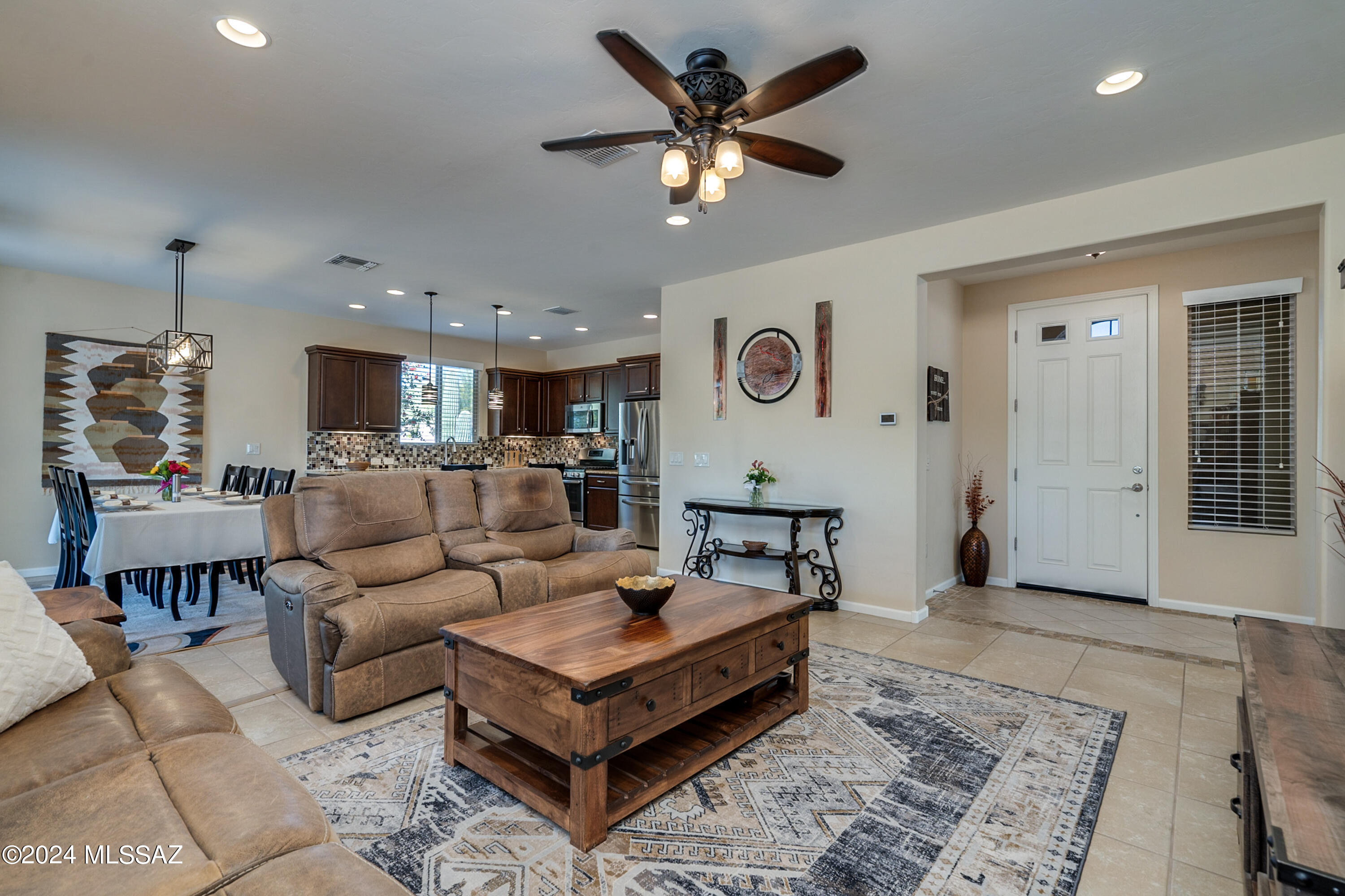 825 N Copper View Drive