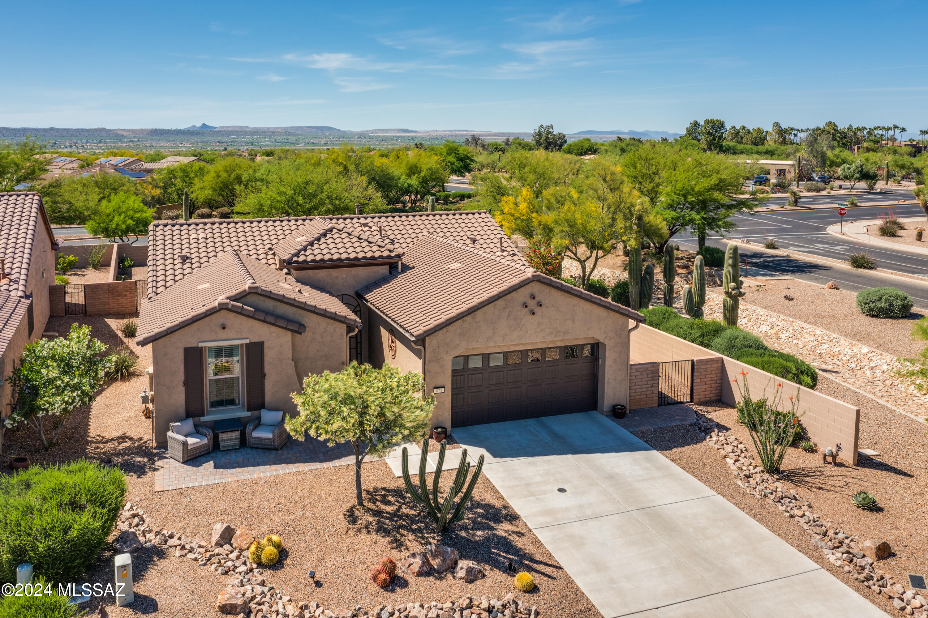 825 N Copper View Drive