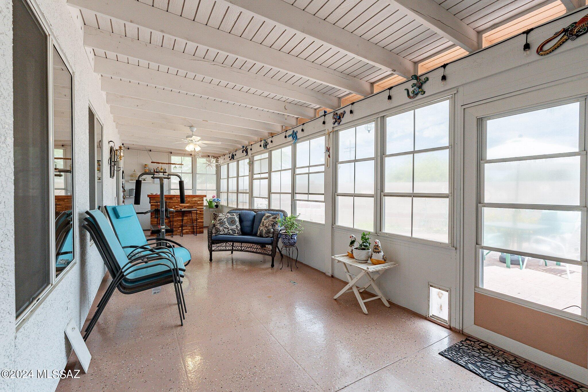 2573 N Camino Reloj