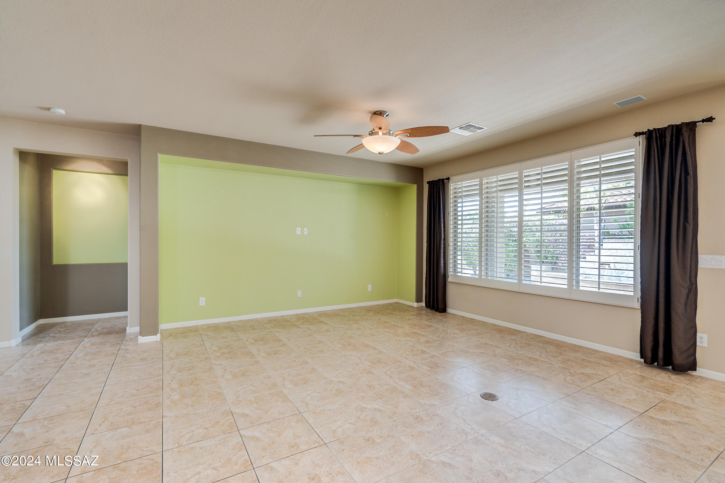 2158 E Apache Springs Lane
