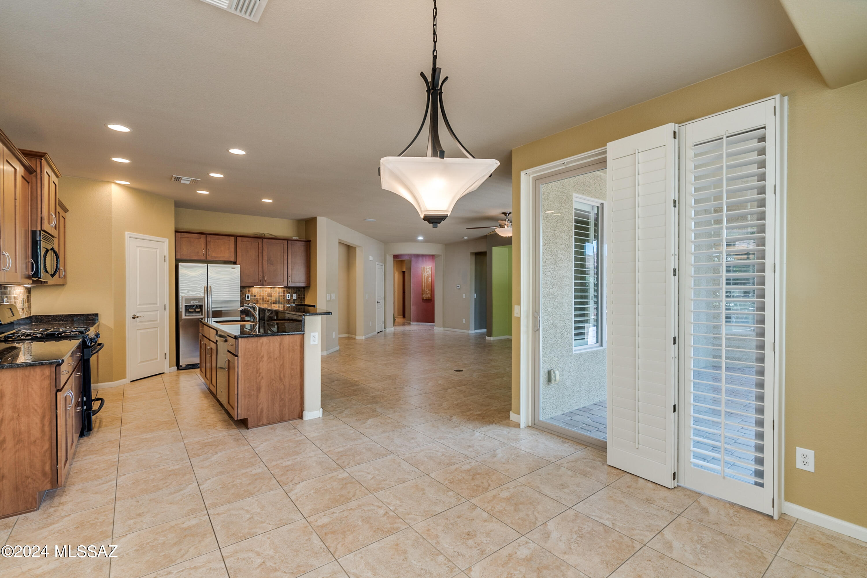 2158 E Apache Springs Lane