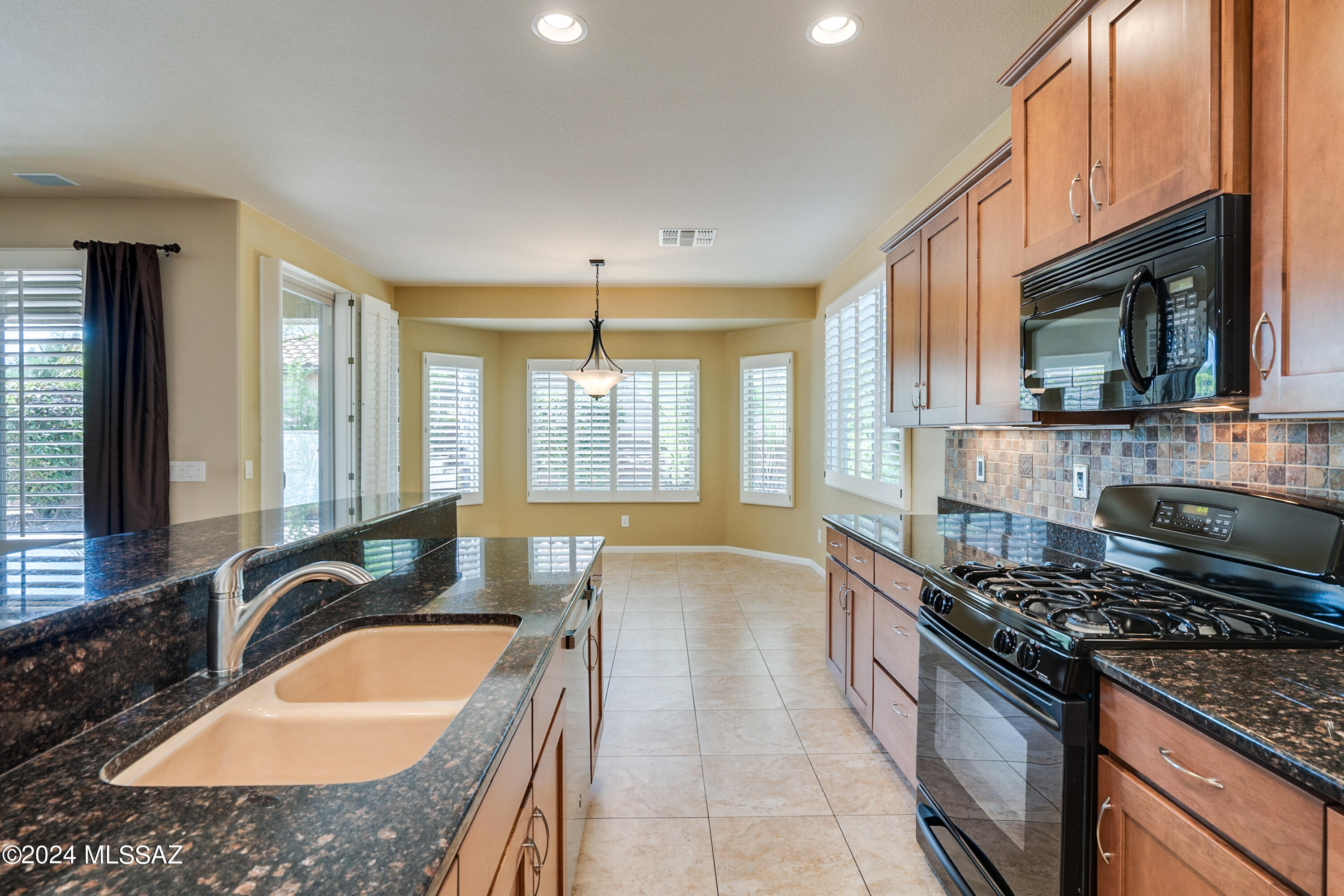 2158 E Apache Springs Lane