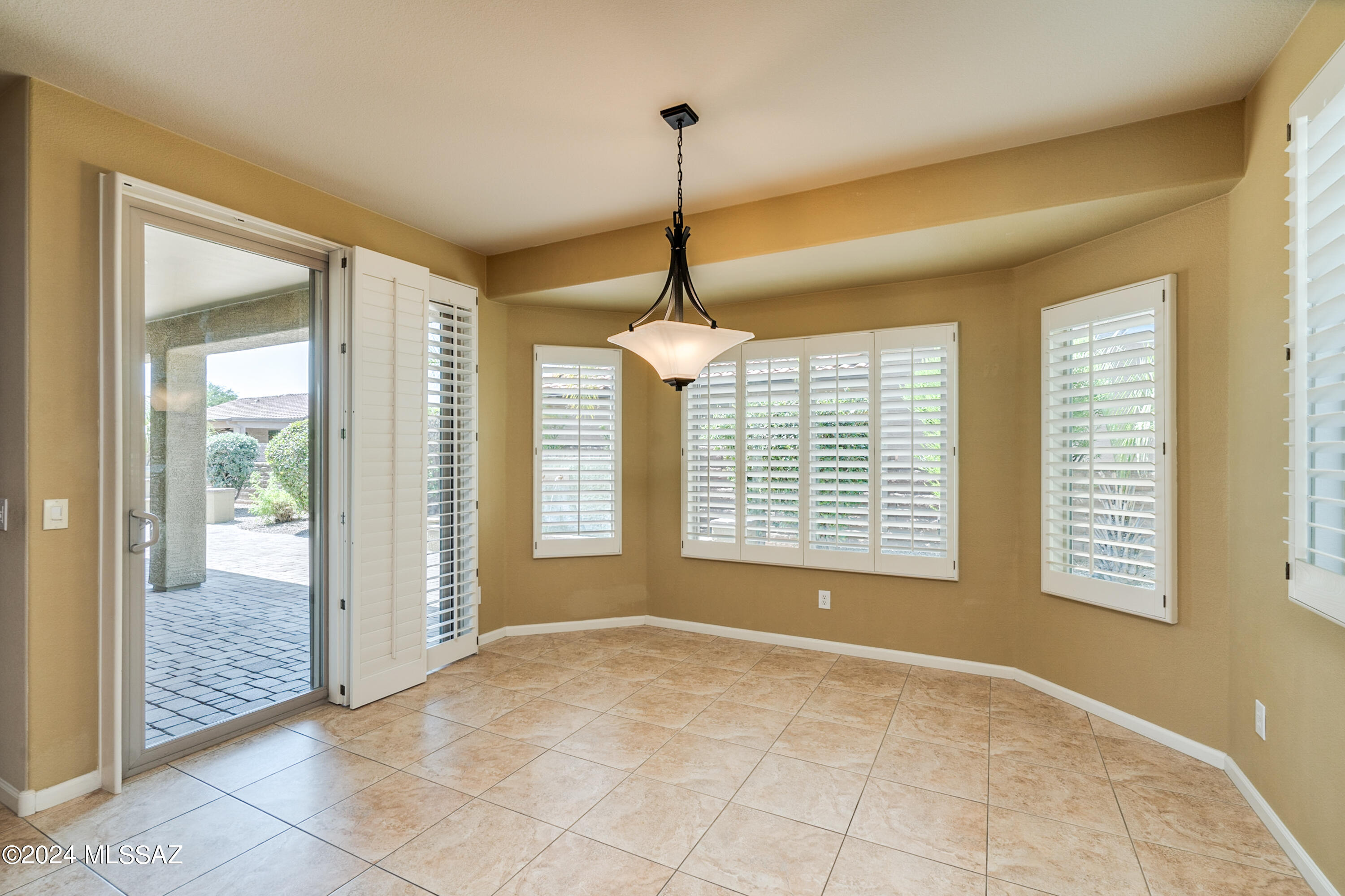 2158 E Apache Springs Lane