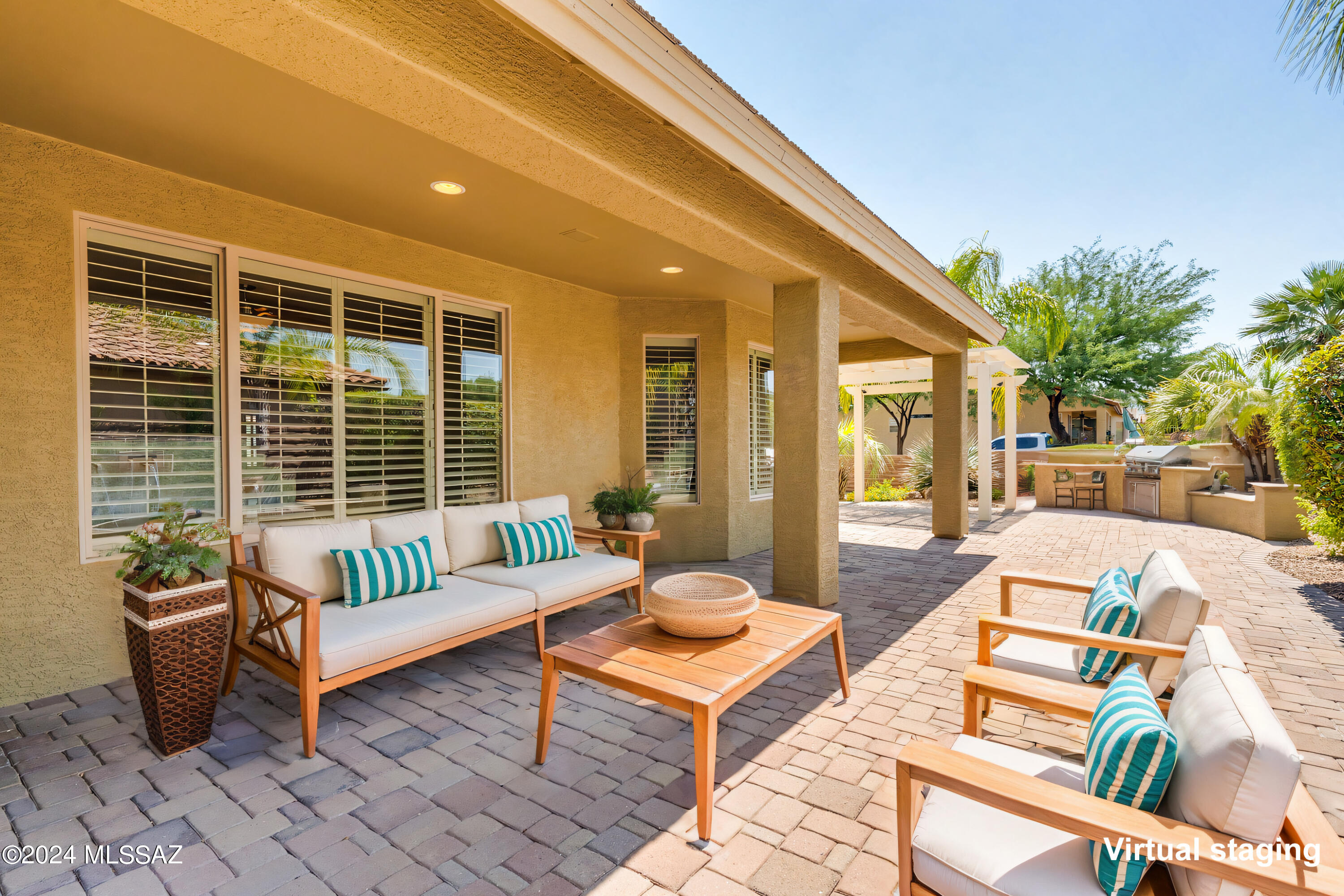 2158 E Apache Springs Lane