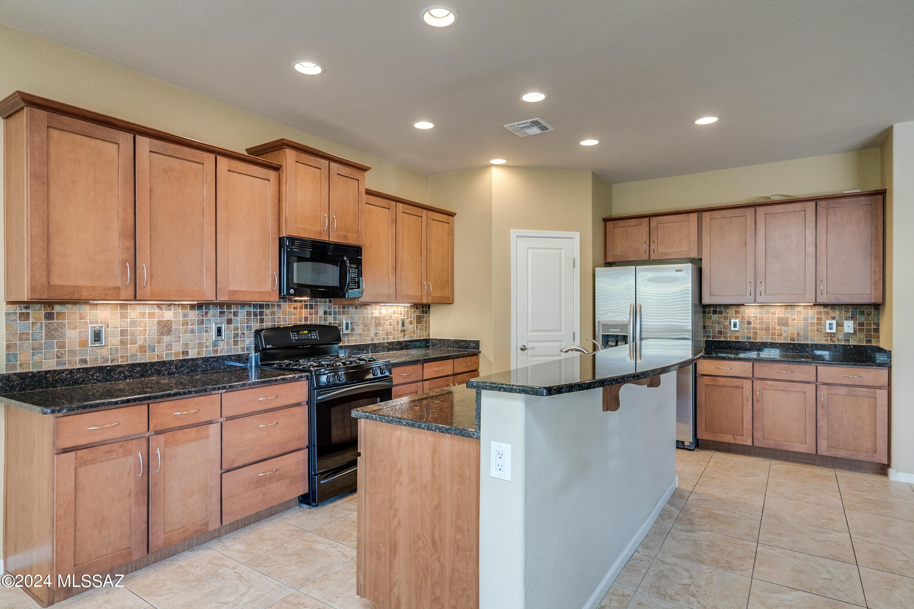 2158 E Apache Springs Lane