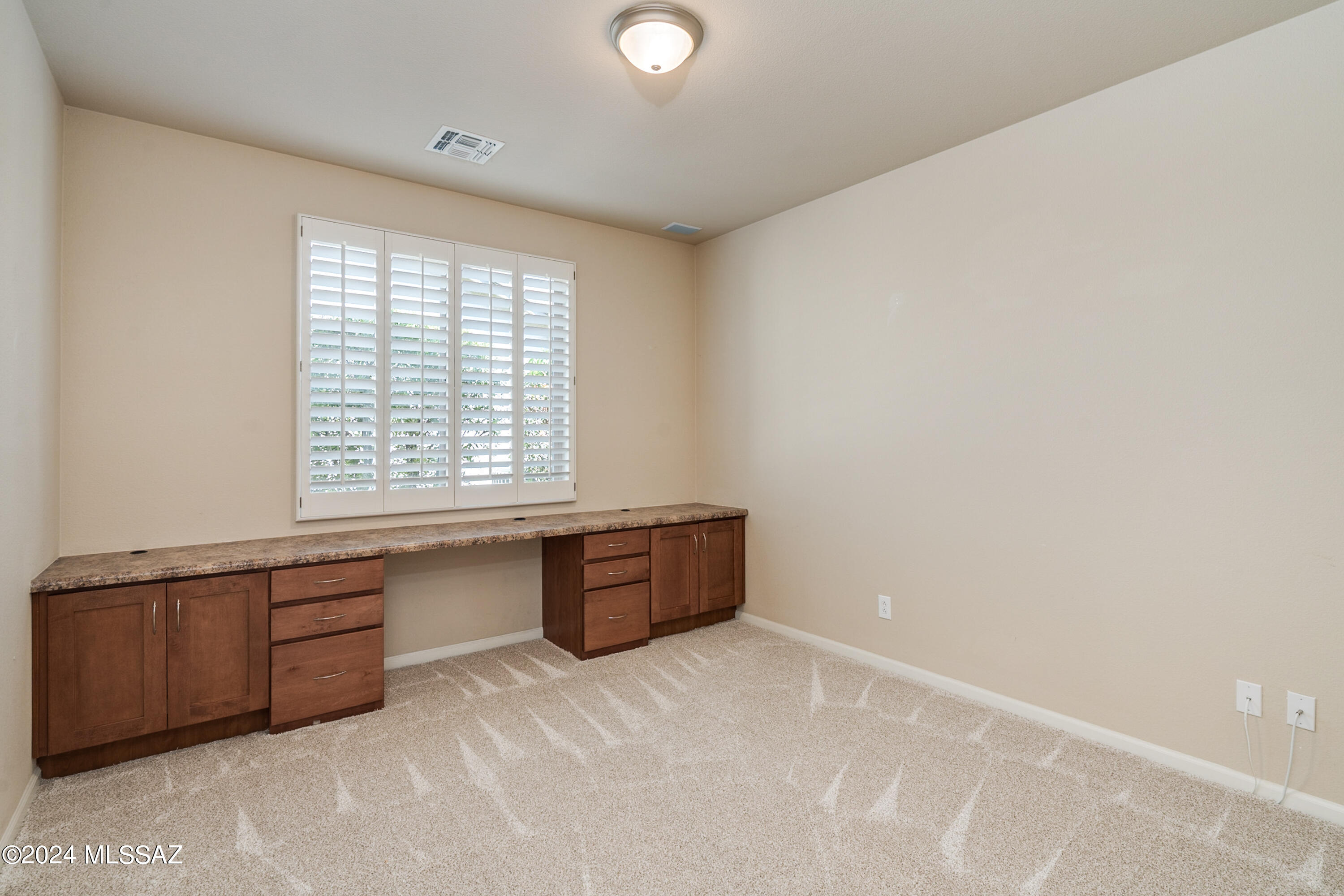 2158 E Apache Springs Lane