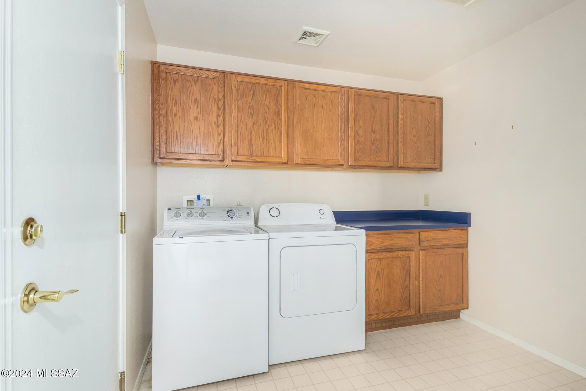 2362 E Desert Pueblo Pass