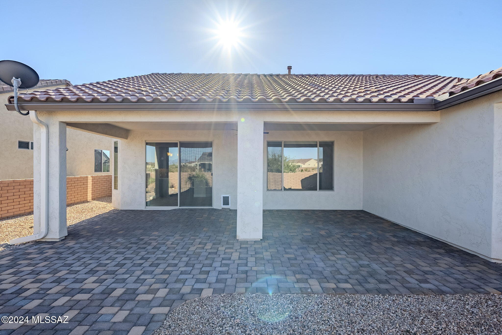 1427 E Golden Rock Way