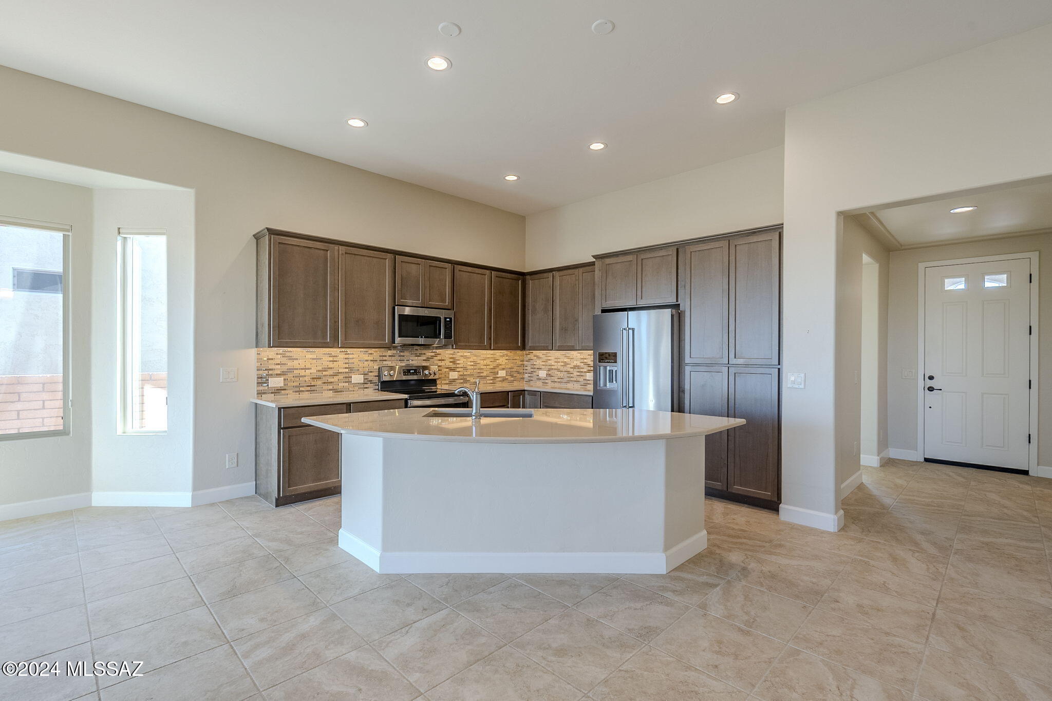 1427 E Golden Rock Way