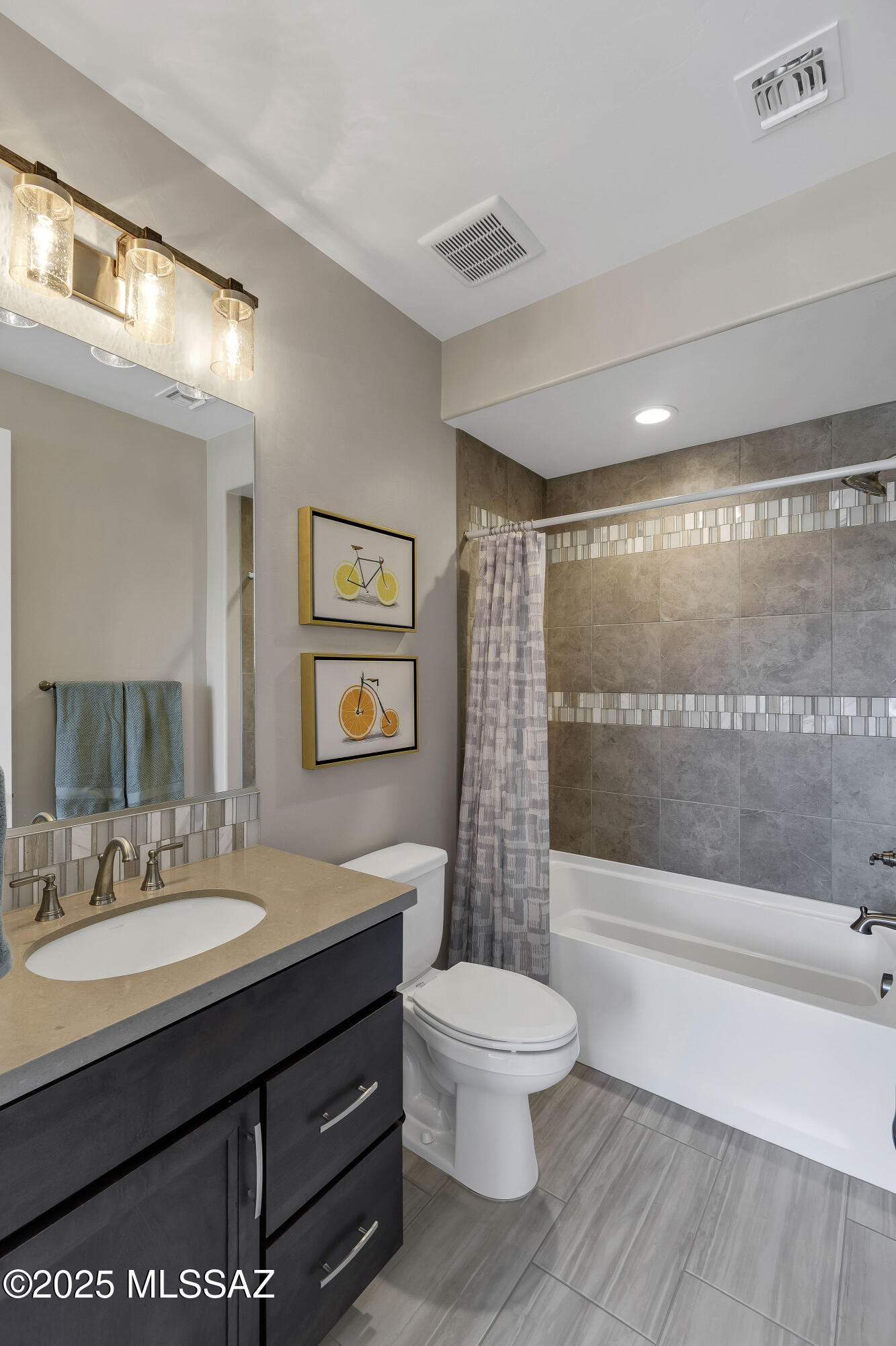 2447 E Canyon Crossing Drive