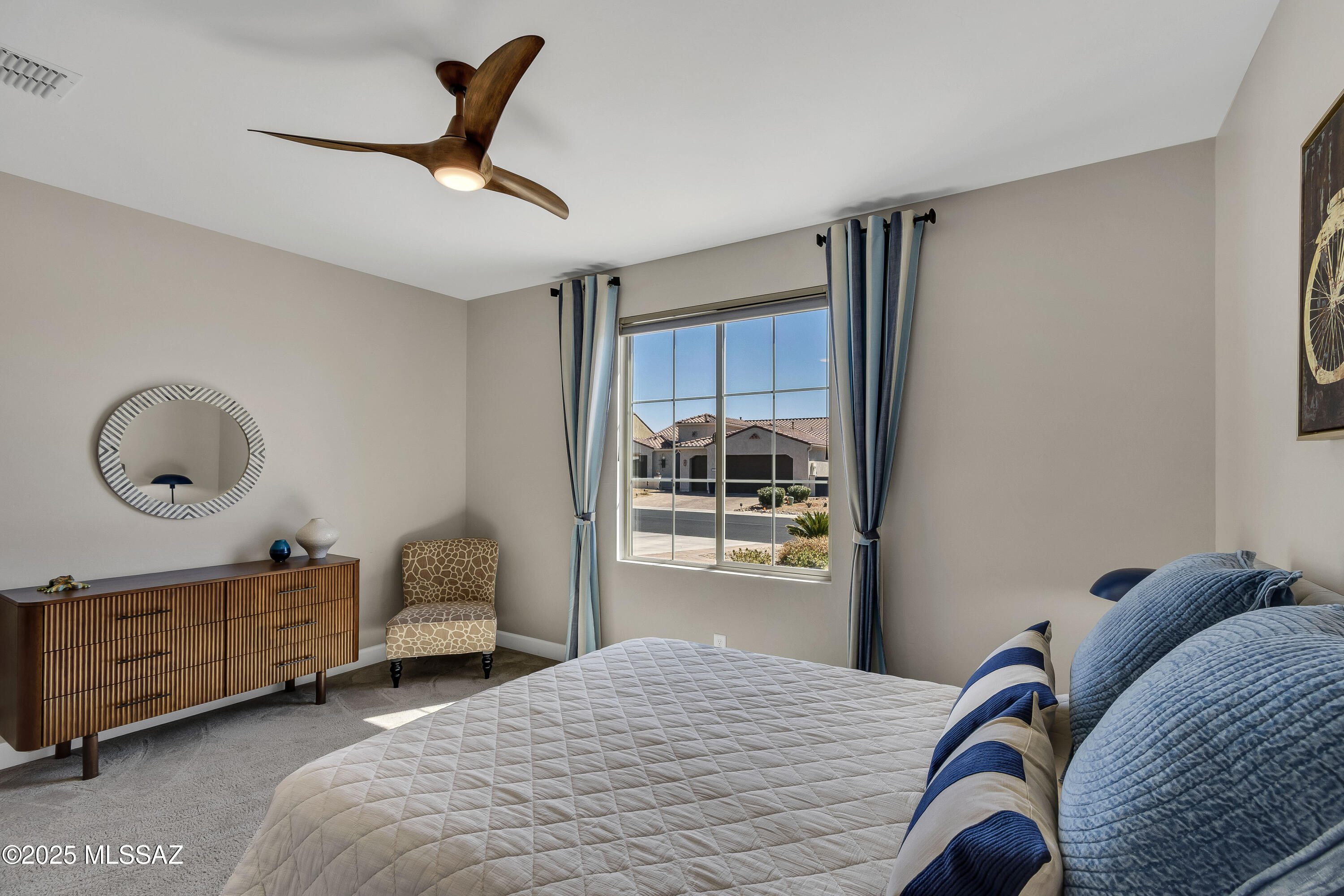 2447 E Canyon Crossing Drive