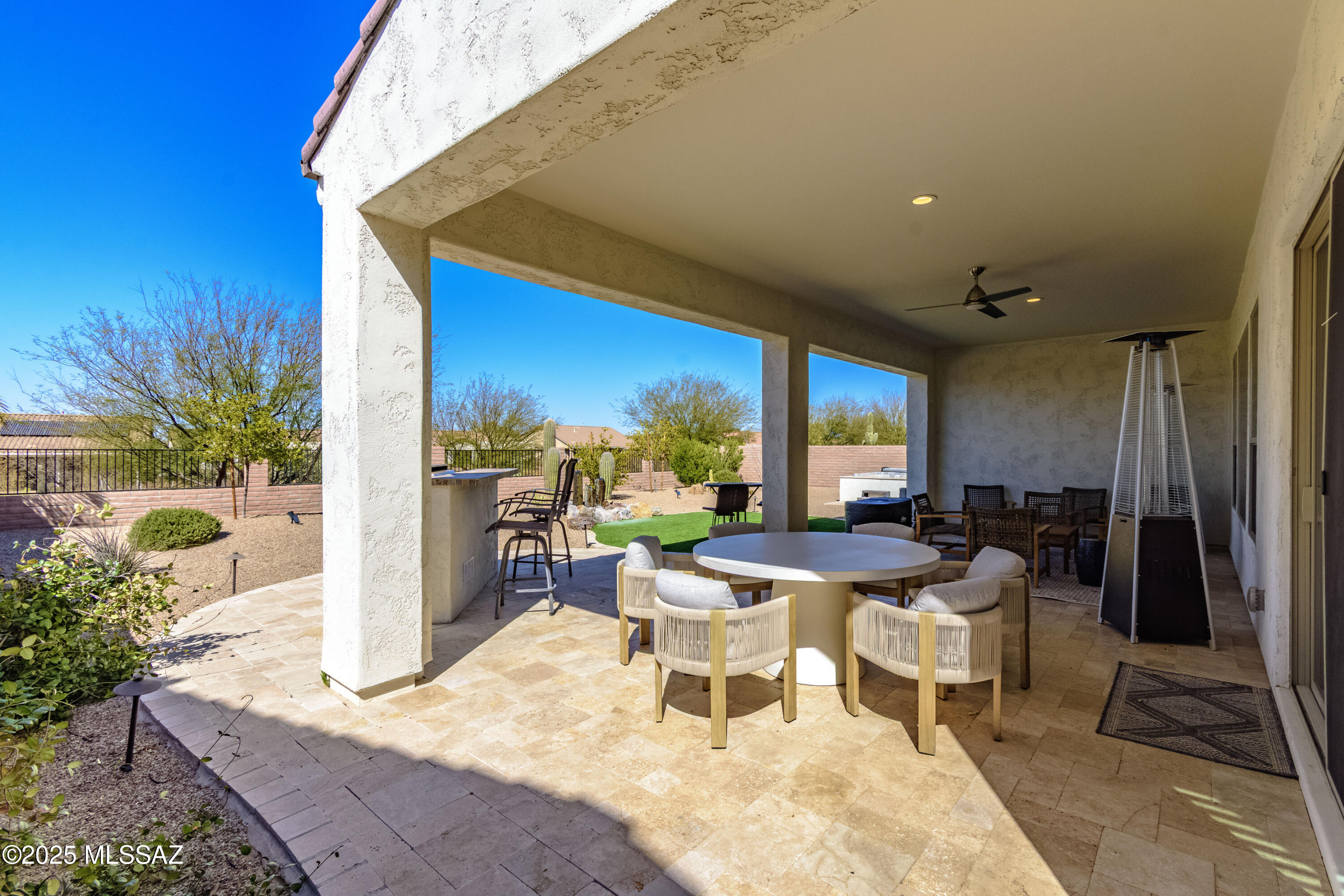 2447 E Canyon Crossing Drive