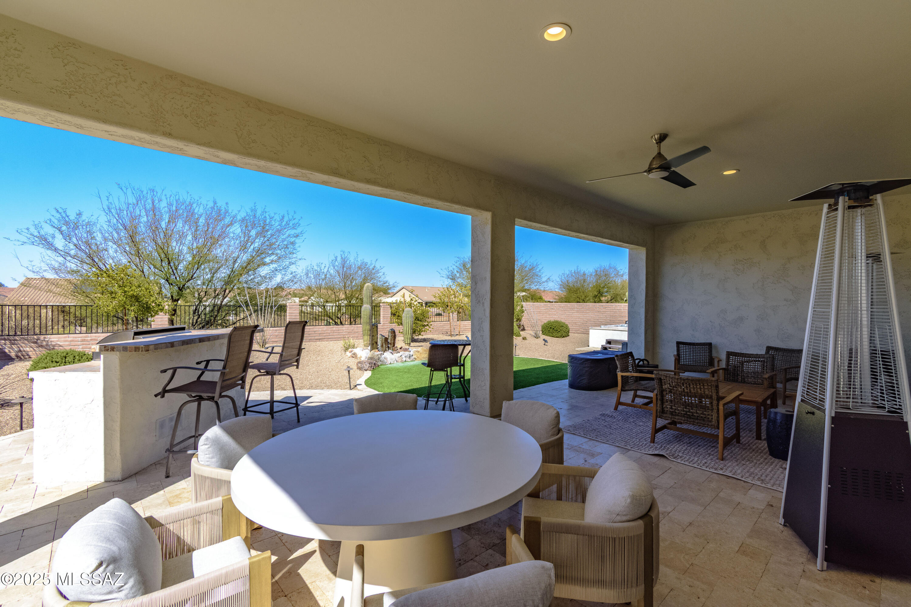 2447 E Canyon Crossing Drive