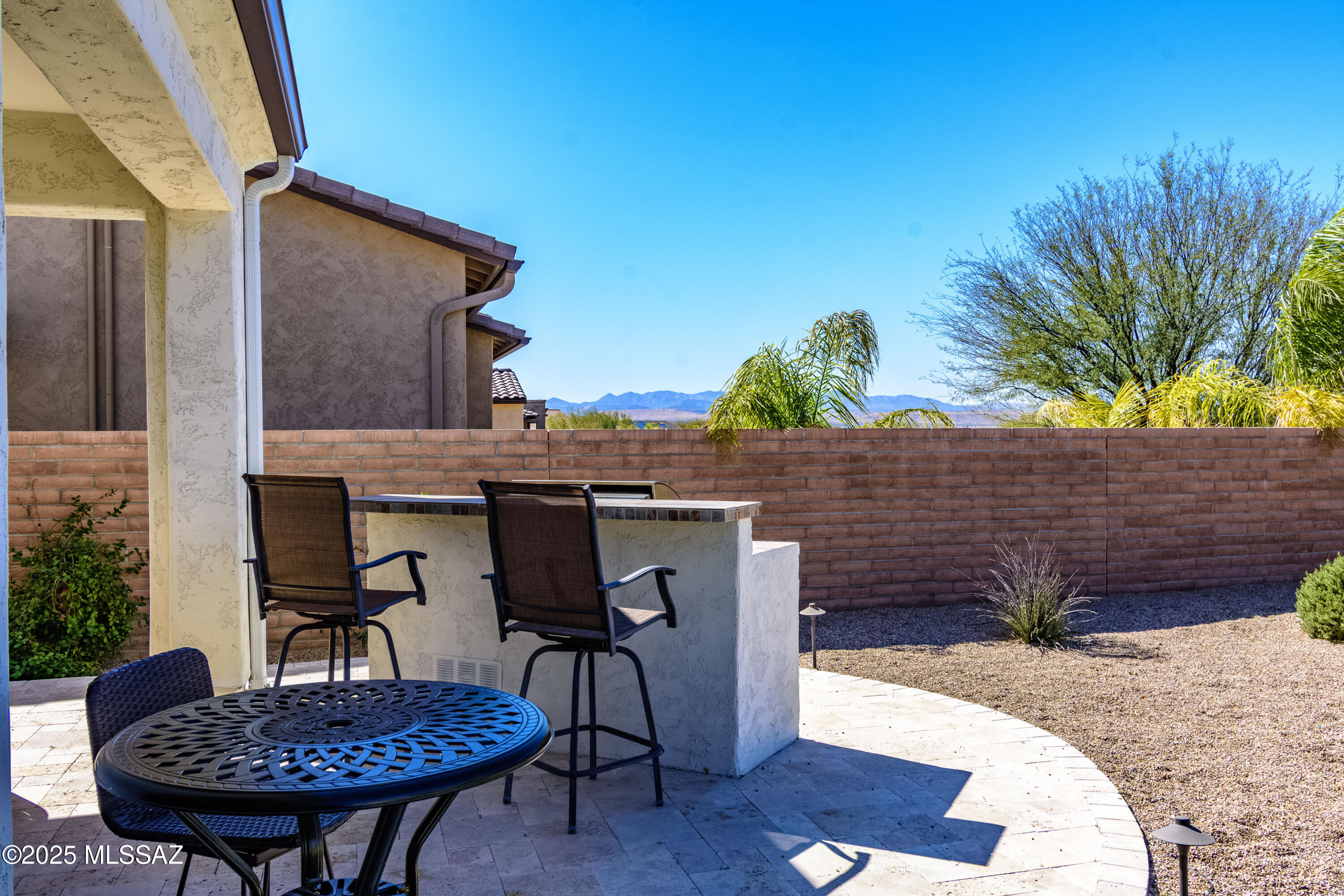 2447 E Canyon Crossing Drive
