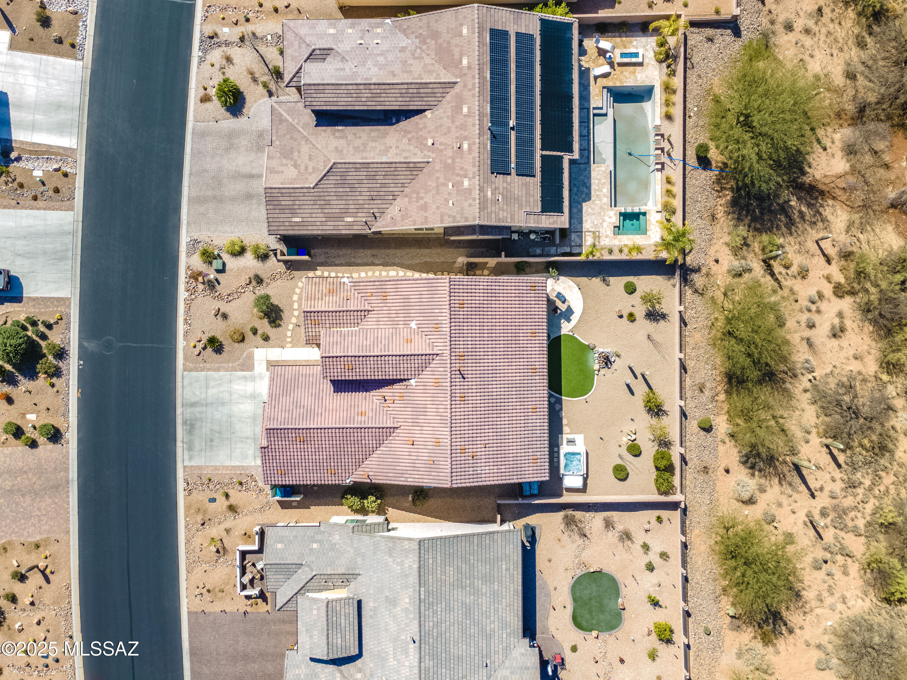 2447 E Canyon Crossing Drive