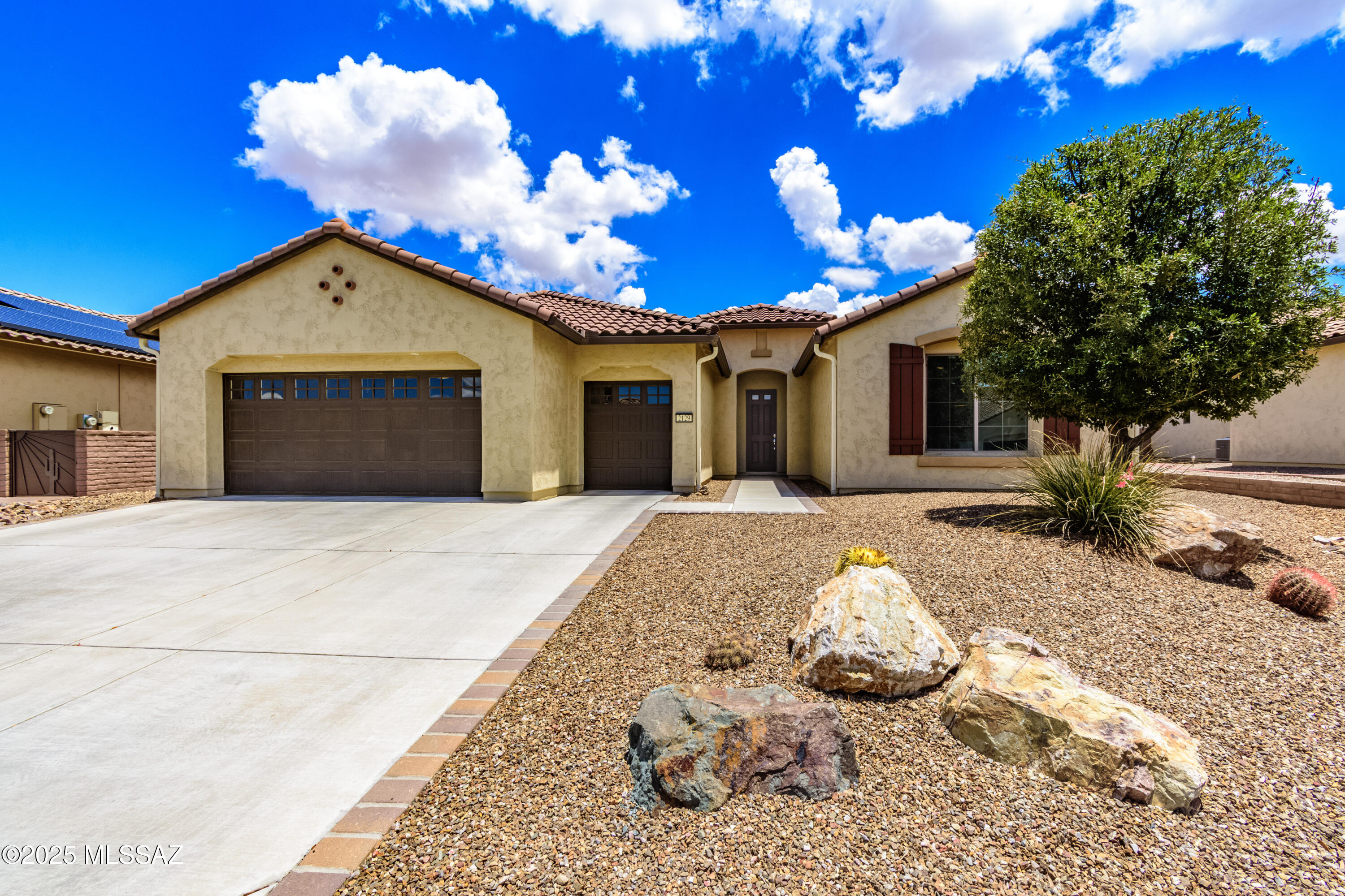 2129 E Madera Plateau Drive