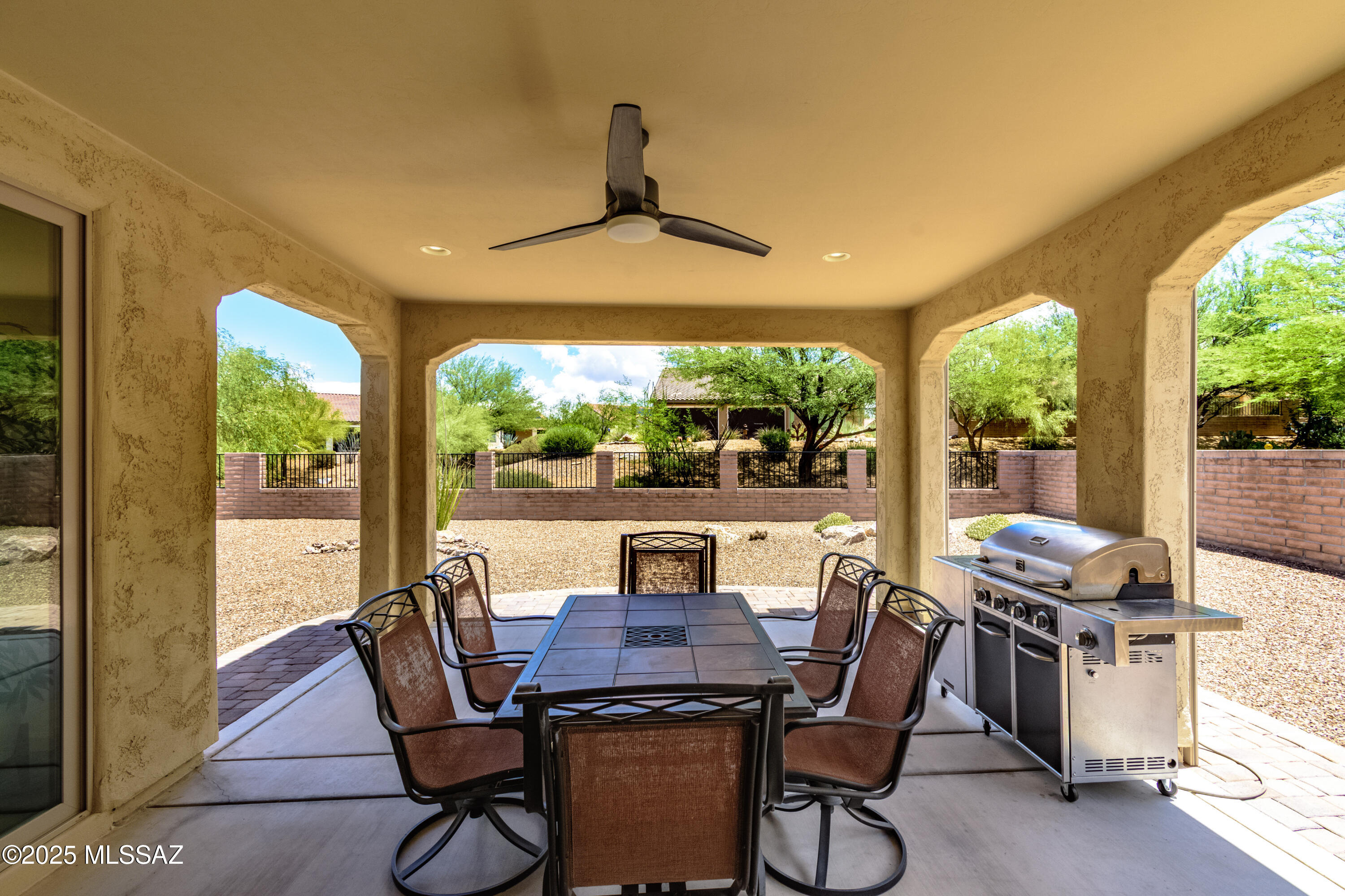 2129 E Madera Plateau Drive