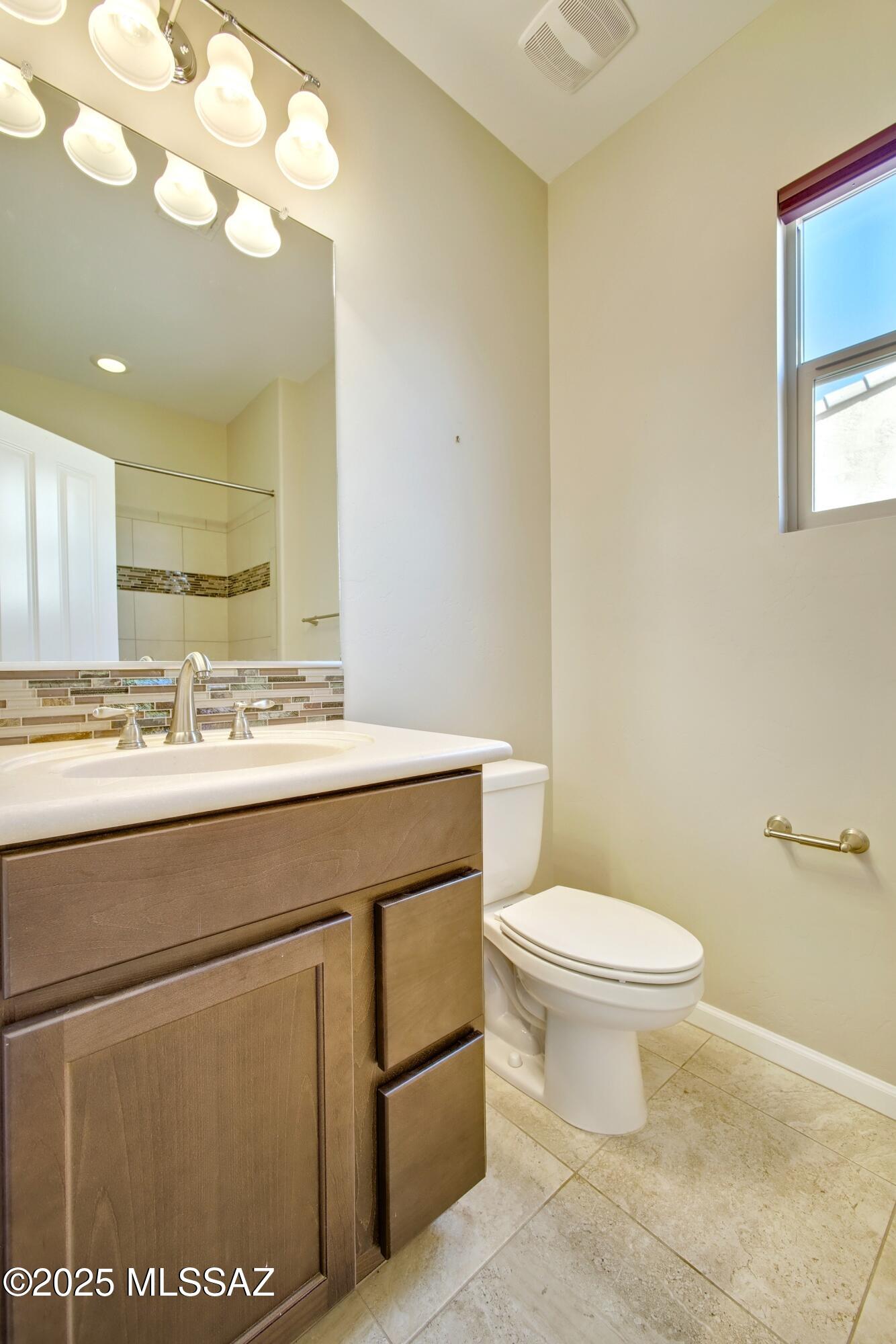 1075 N Echo Ranch Drive