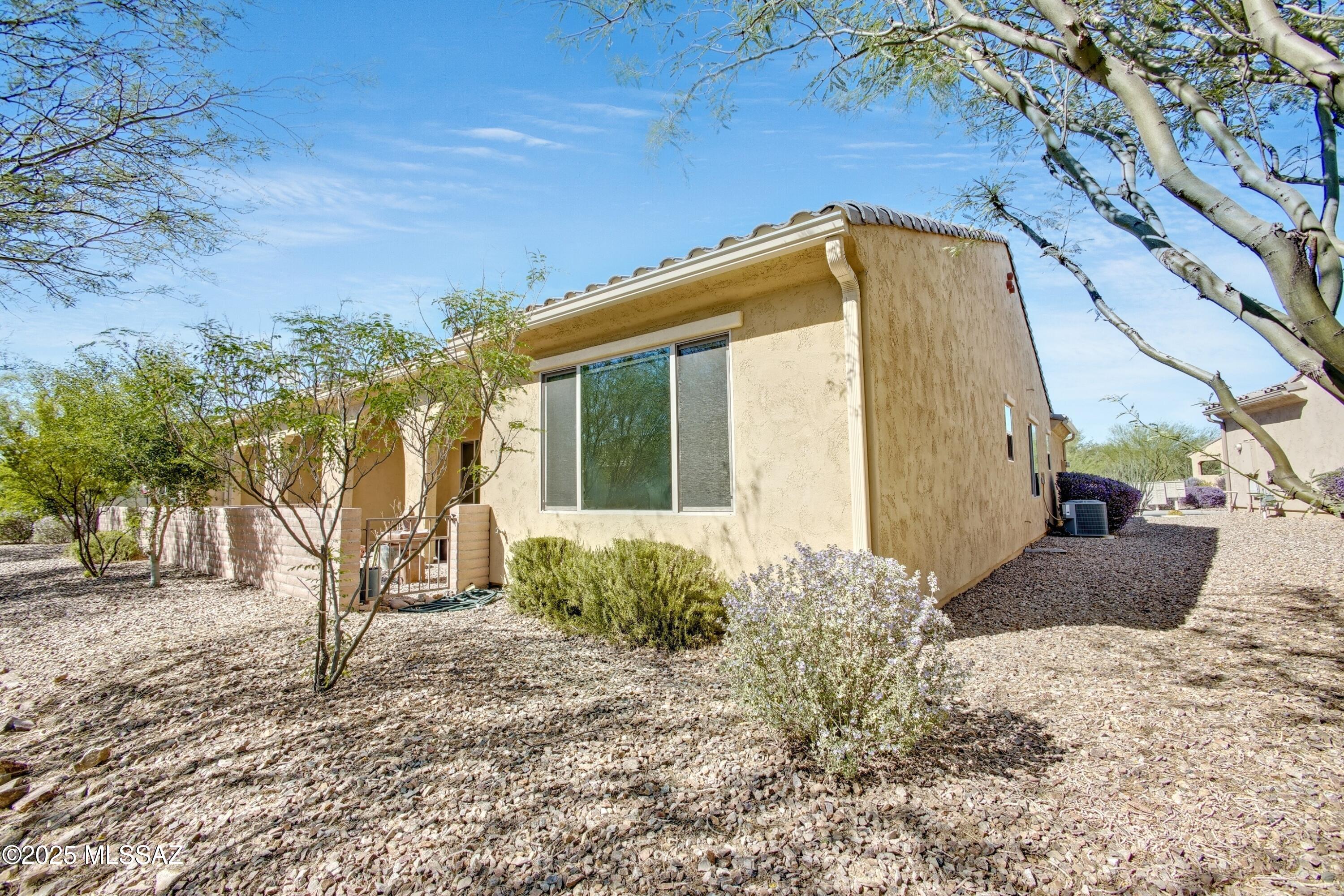 1075 N Echo Ranch Drive