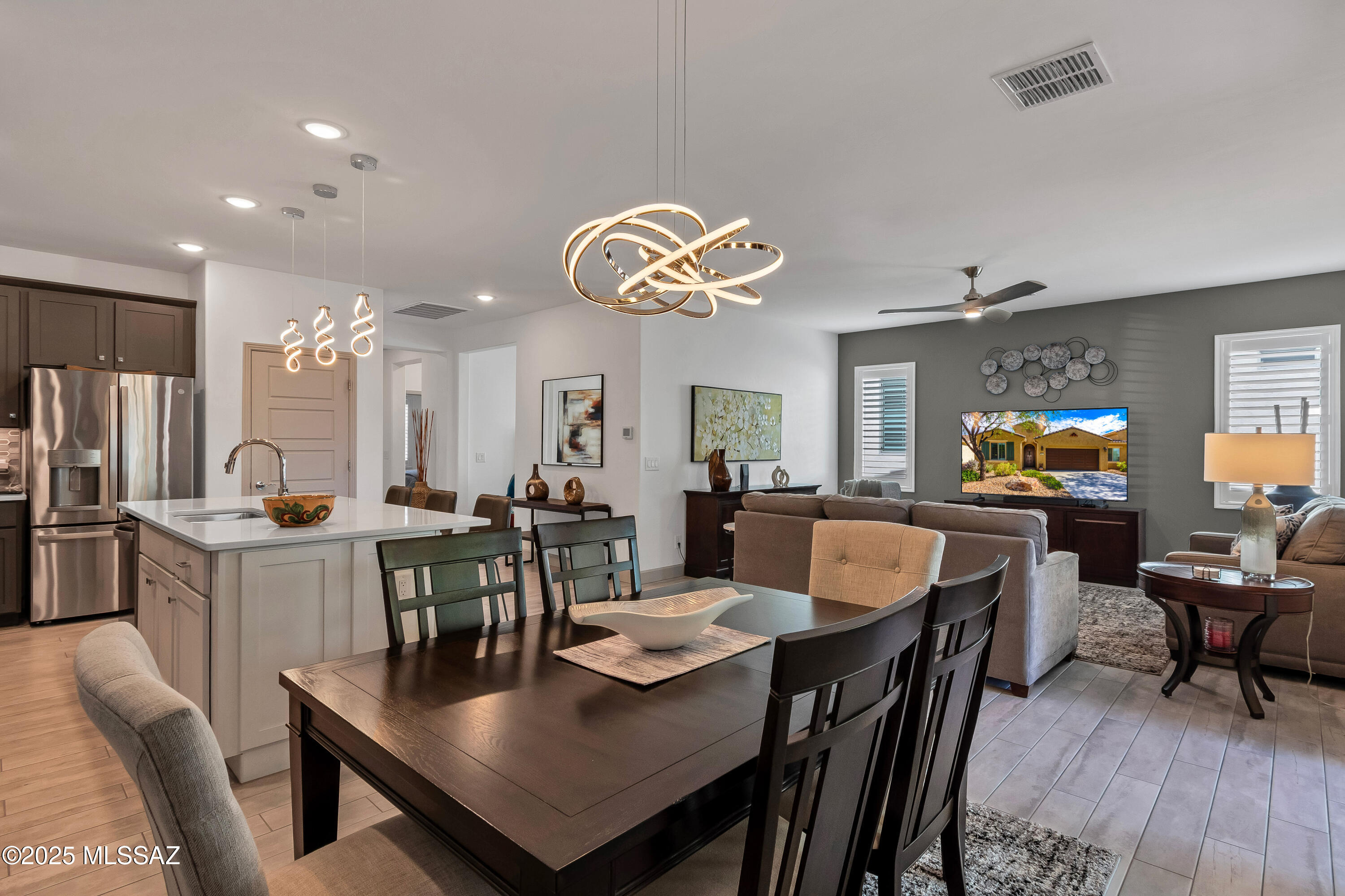 1618 E Horned Lark Drive